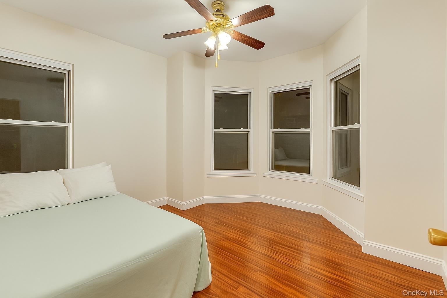 557 Van Nest Avenue, Unit 2 photo 5
