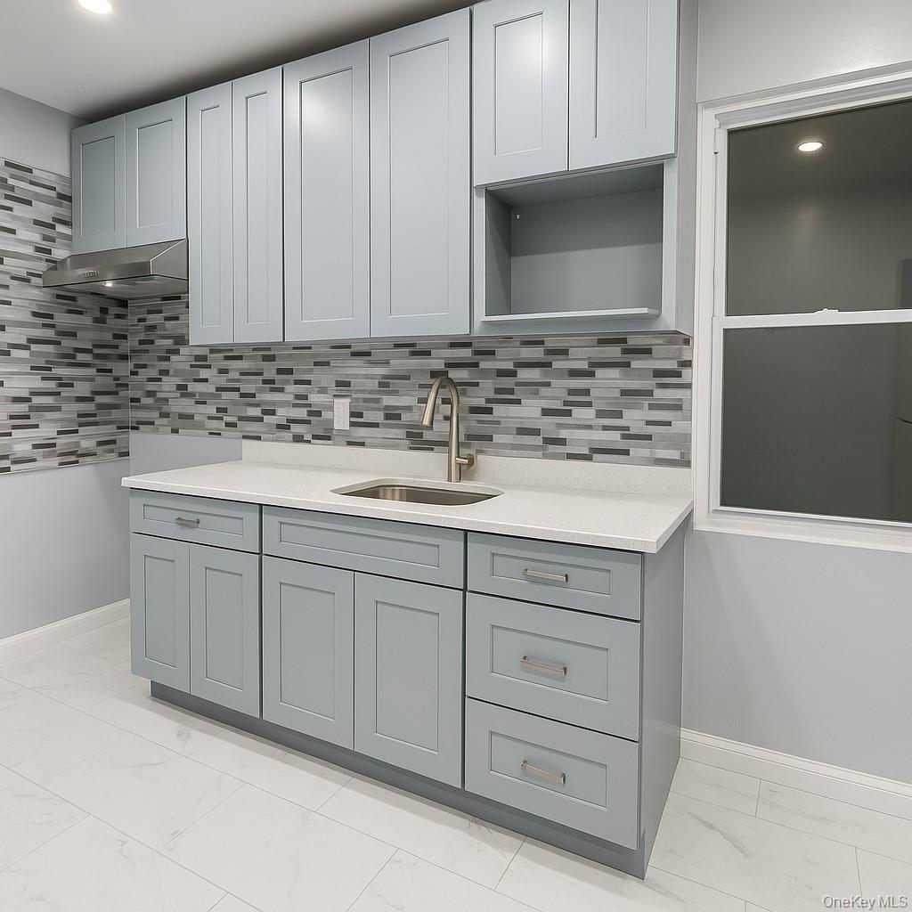 557 Van Nest Avenue, Unit 2