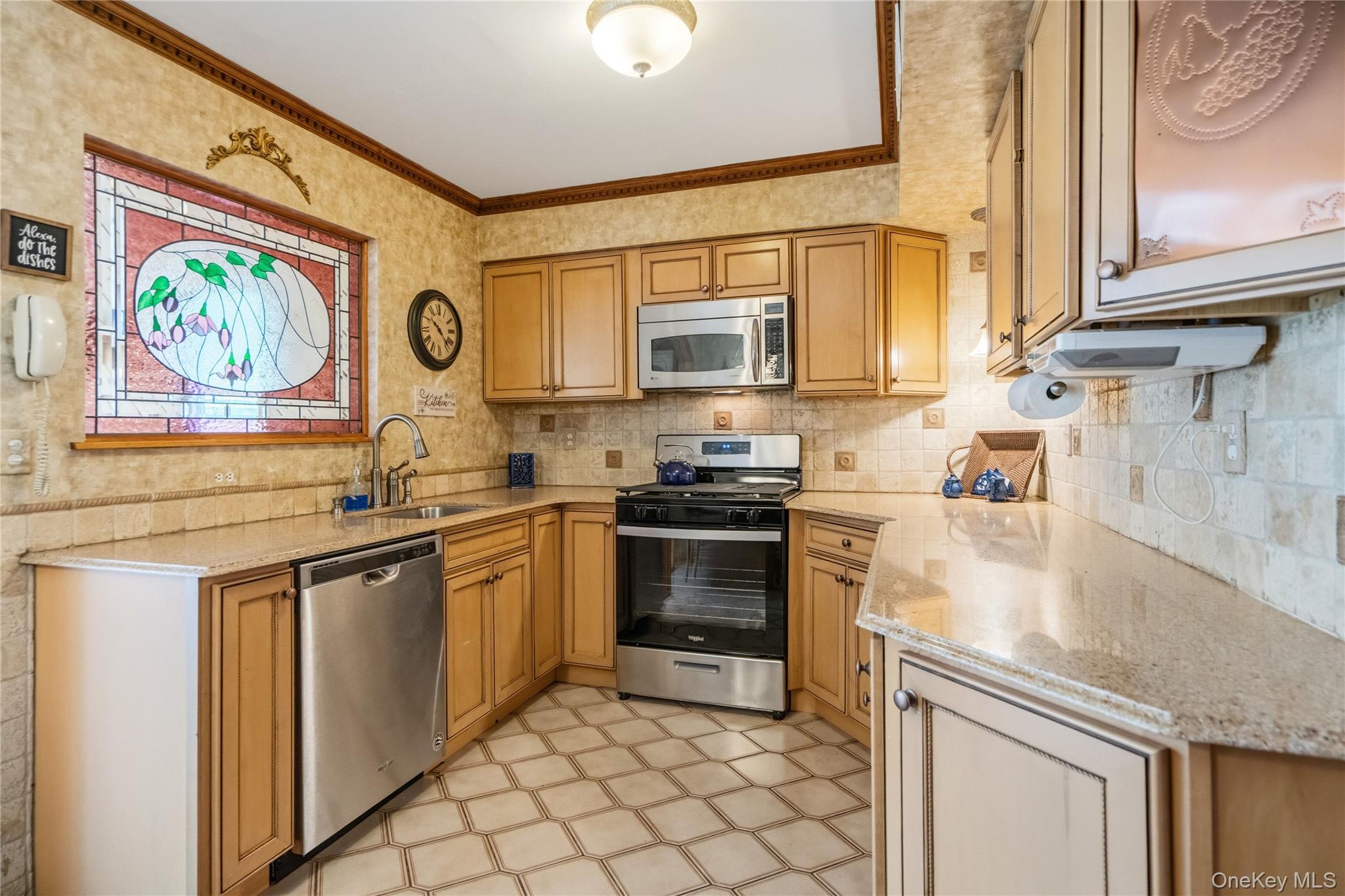 820 Greenbelt Parkway W – For Sale photo 17