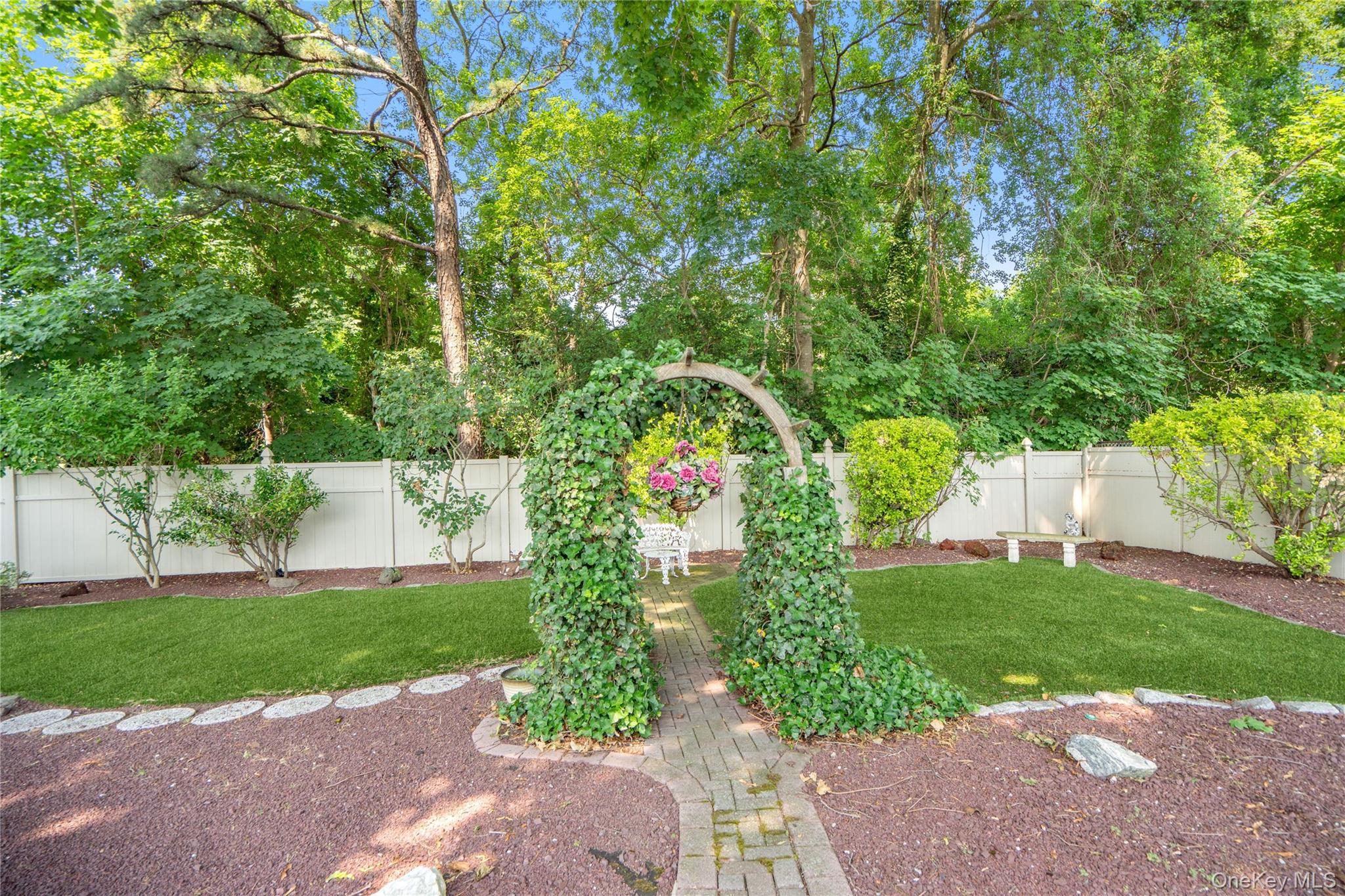 820 Greenbelt Parkway W – For Sale photo 46