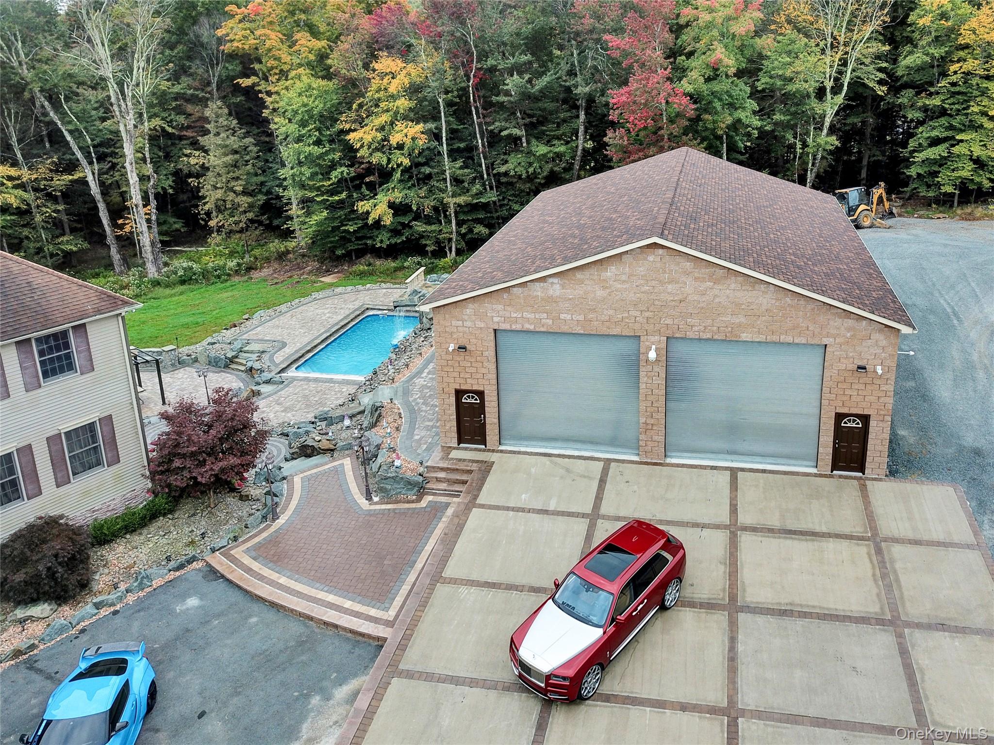 210 Grey Road – For Sale photo 43