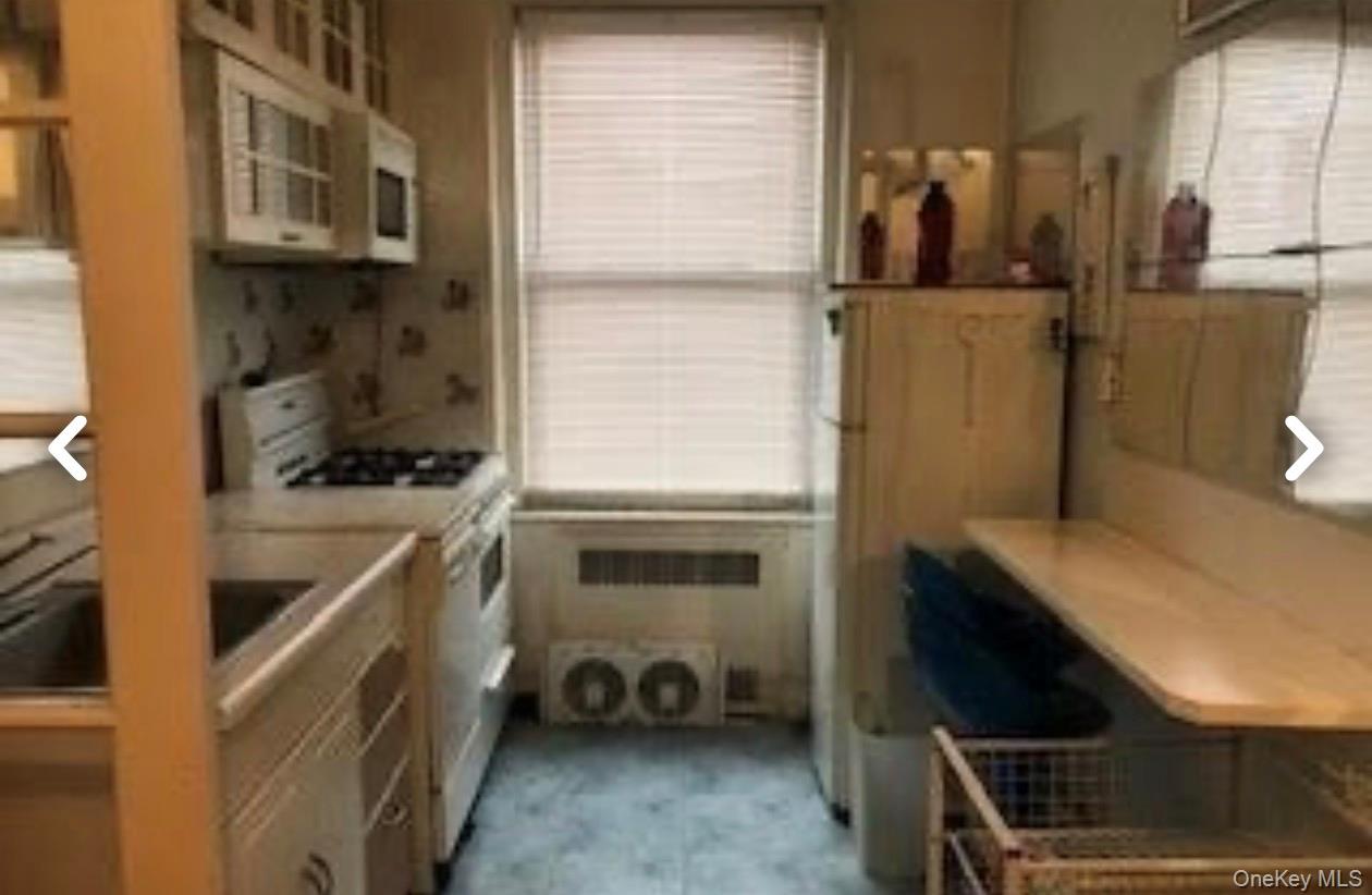 111-45 76th Drive, Unit F2 photo 4