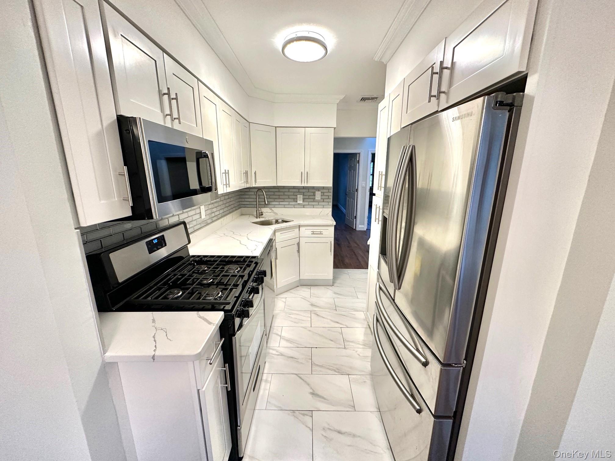 8577 66th Avenue – For Rent photo 7