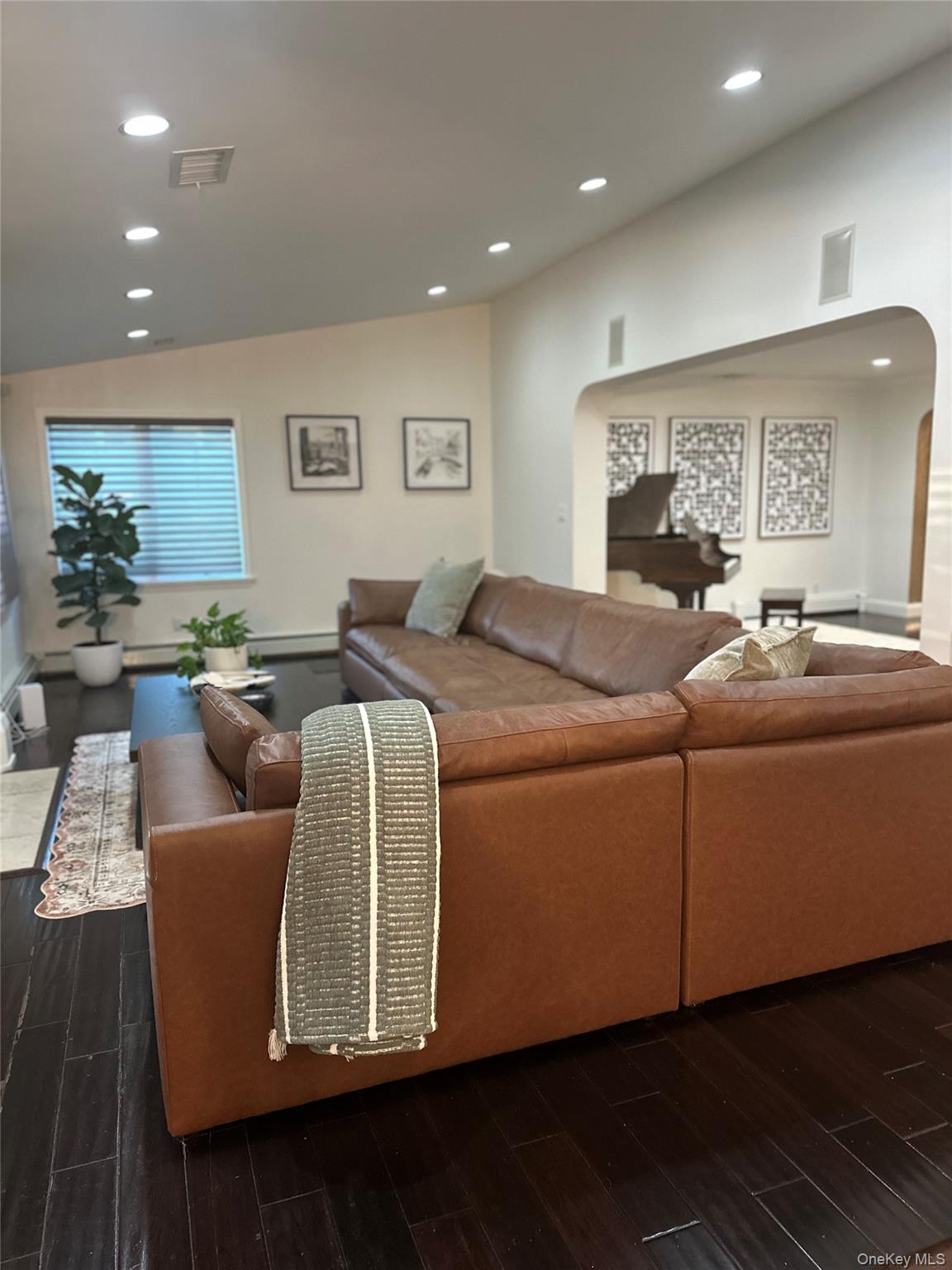 29 Wilton Road – For Rent photo 2