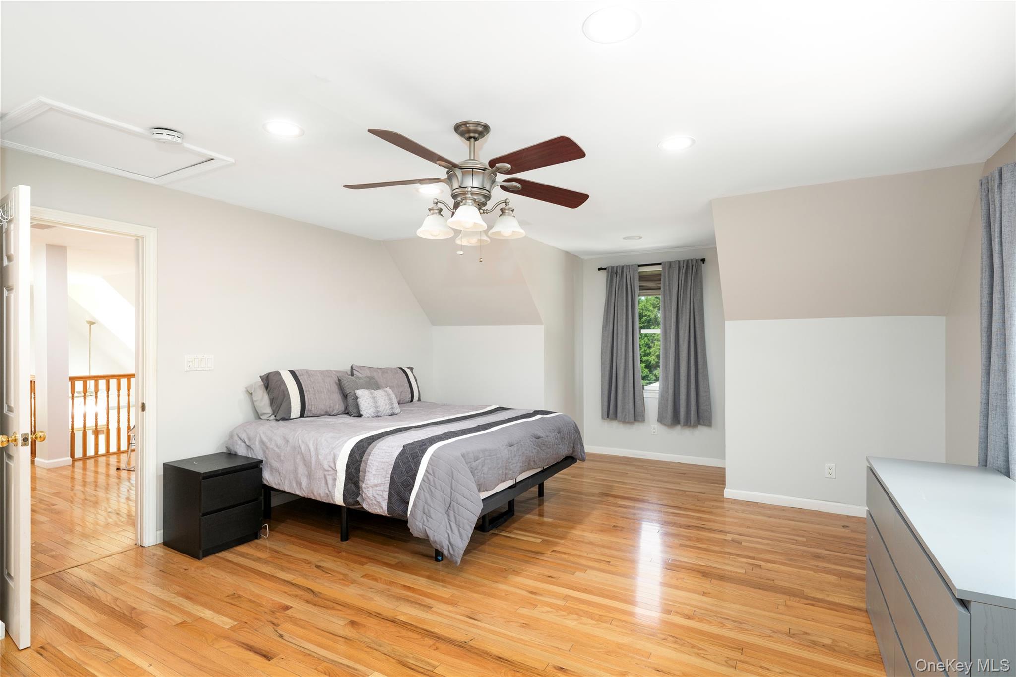 22 Elm Road – For Sale photo 19