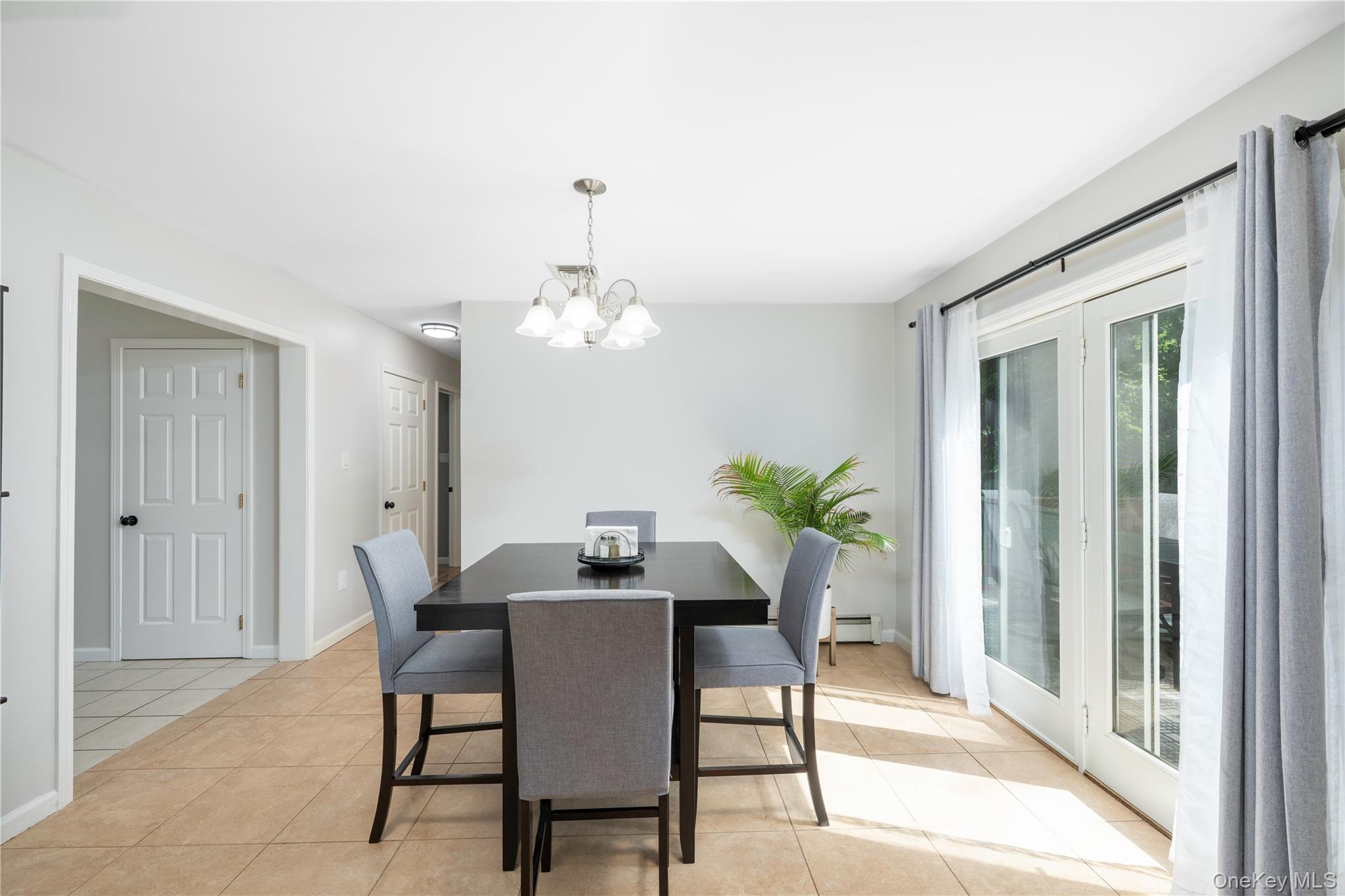 22 Elm Road – For Sale photo 5