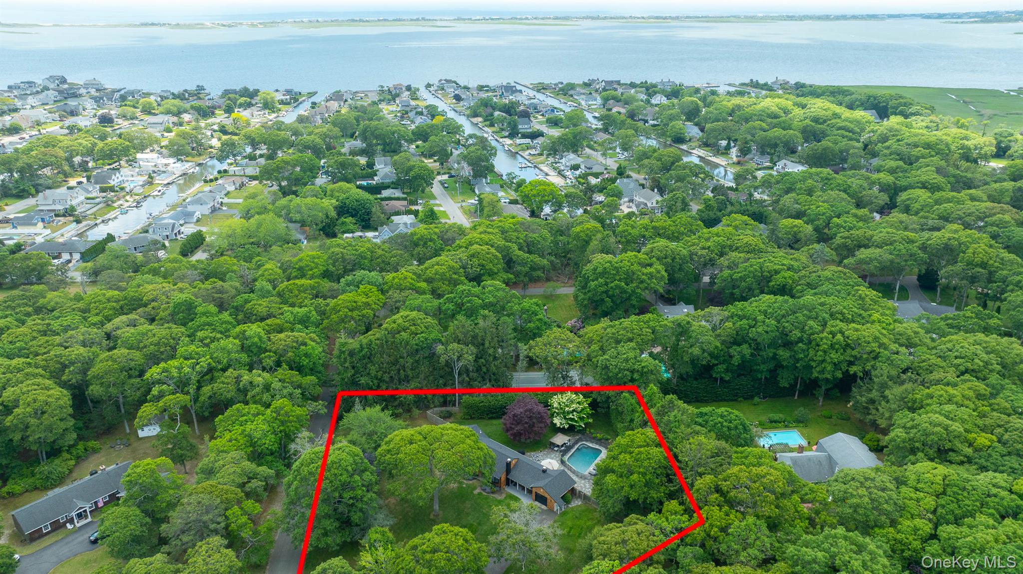 19 Groveland Avenue – For Sale photo 37