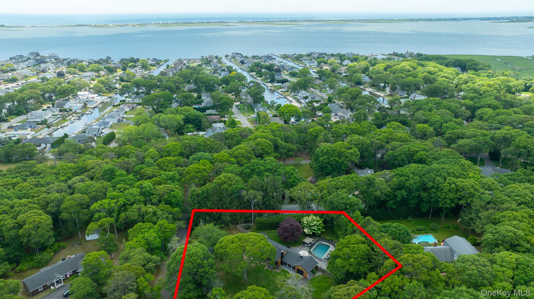 19 Groveland Avenue – For Sale photo 39