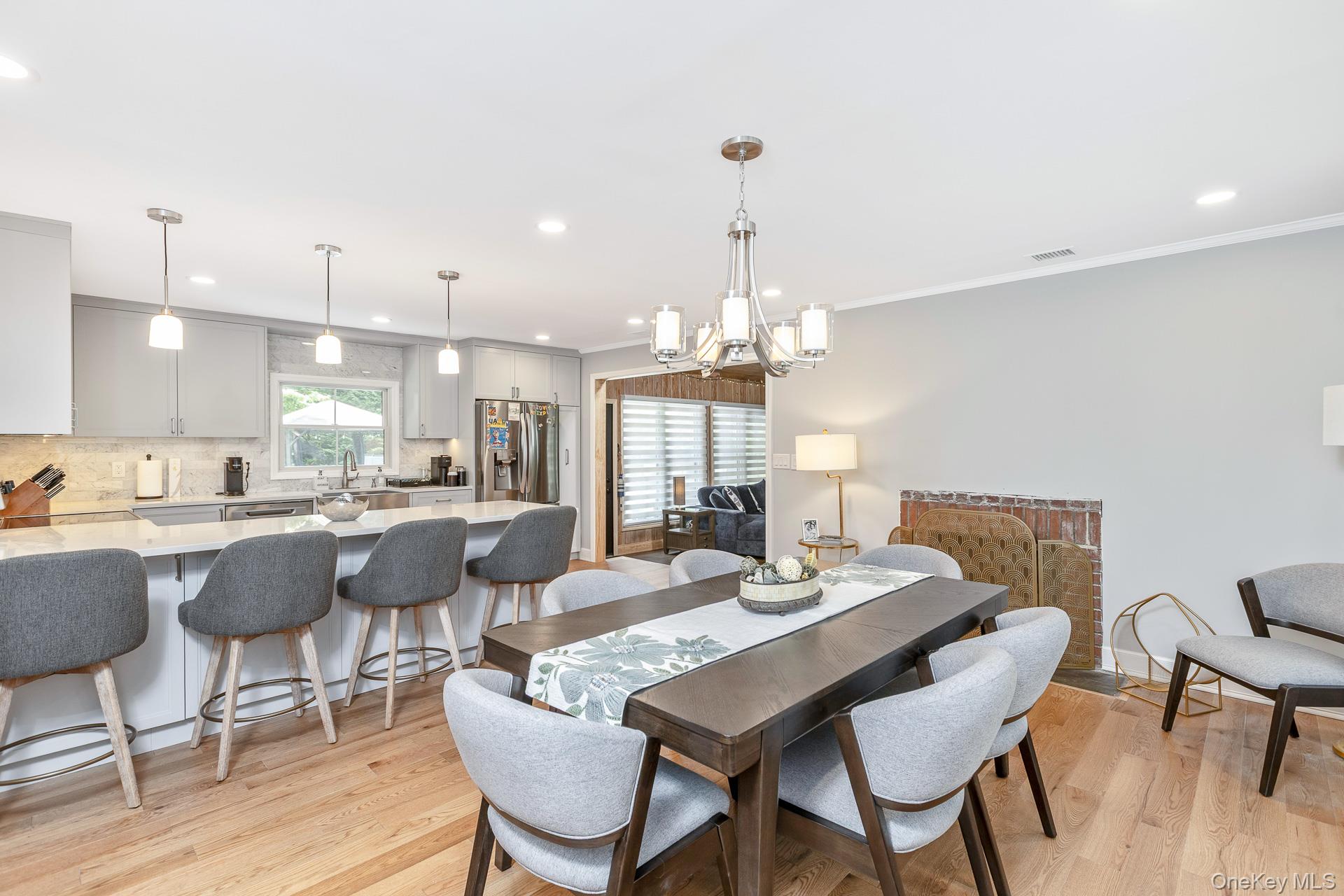 19 Groveland Avenue – For Sale photo 21