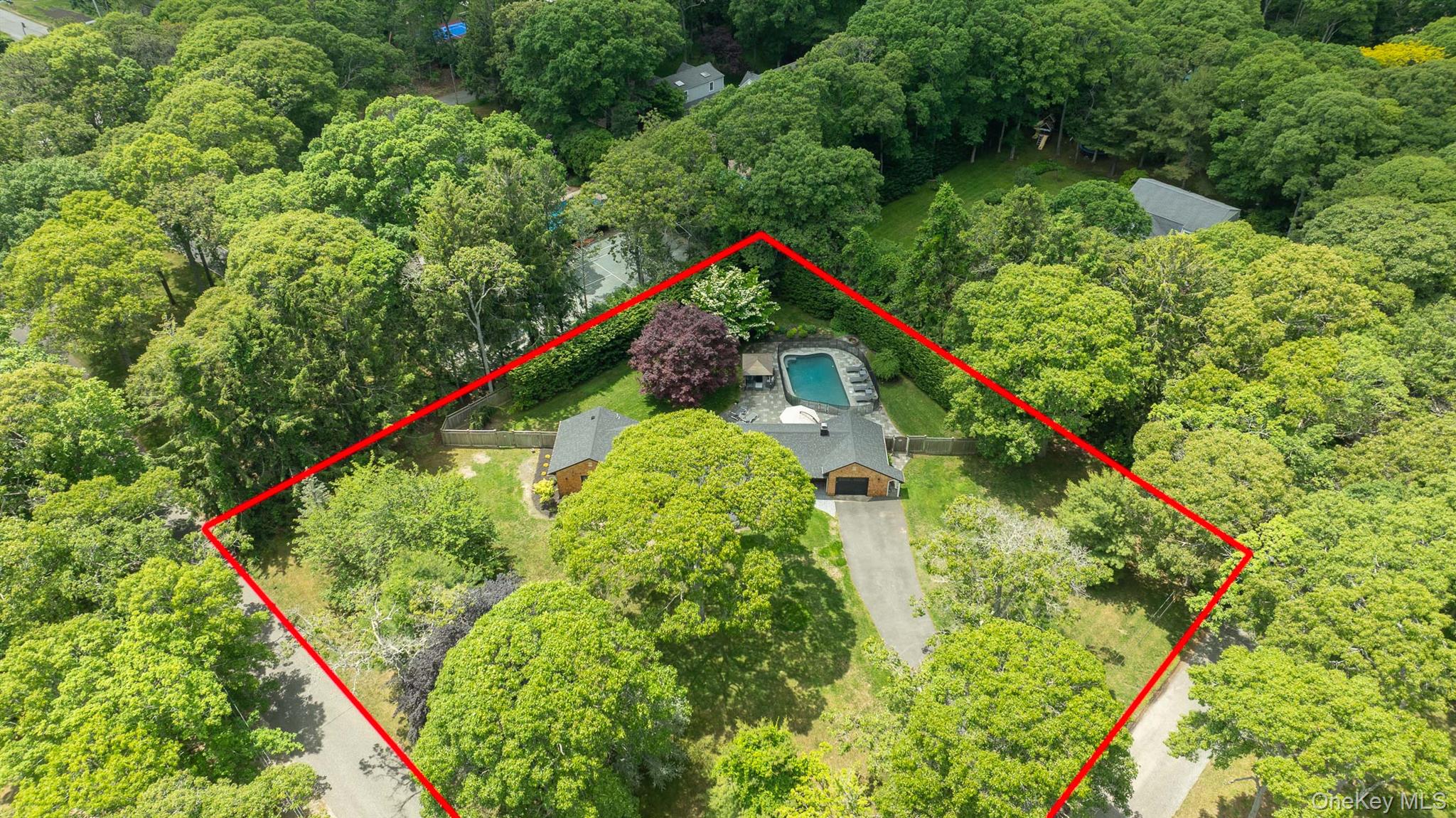 19 Groveland Avenue – For Sale photo 43