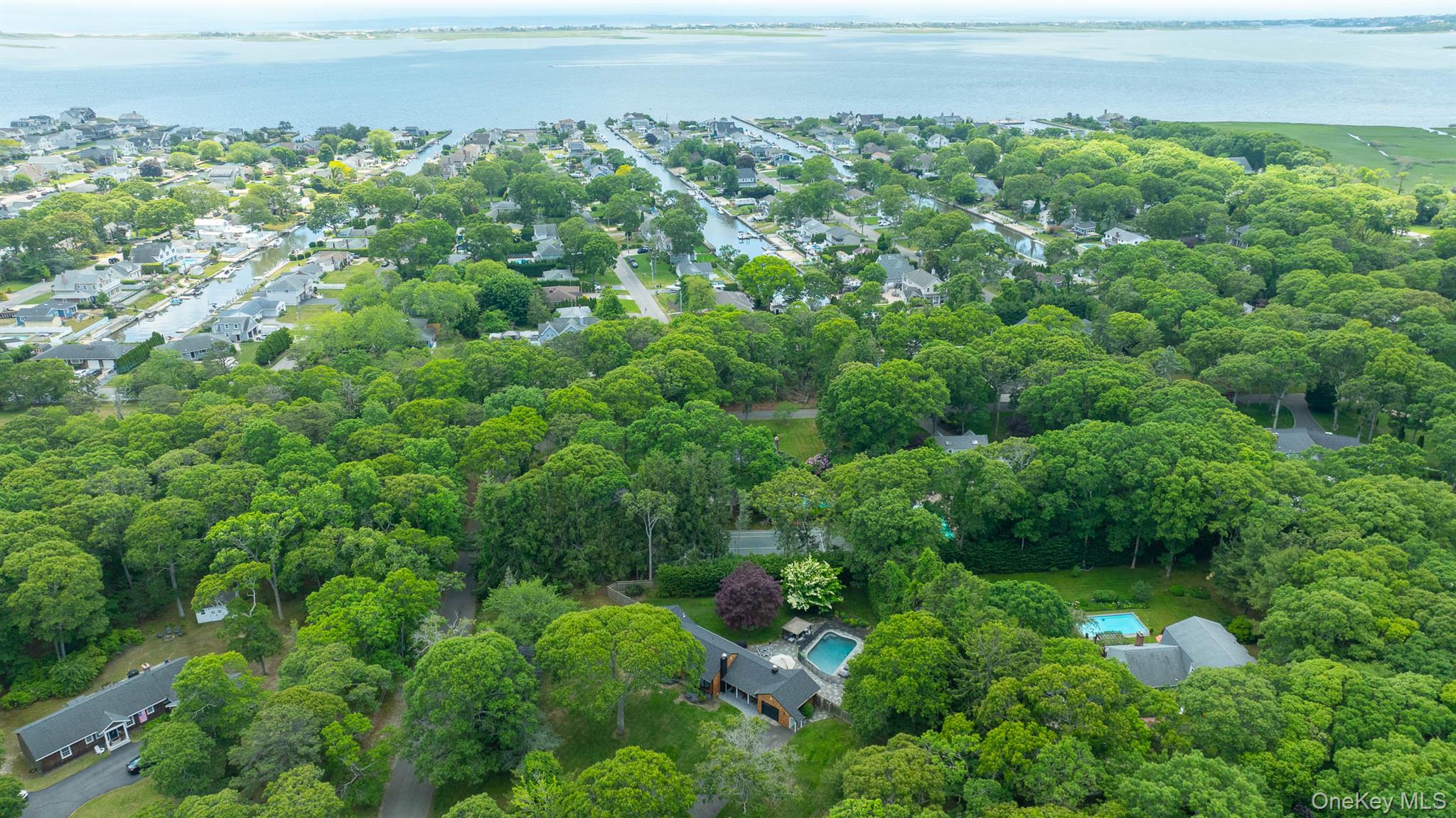 19 Groveland Avenue – For Sale photo 38