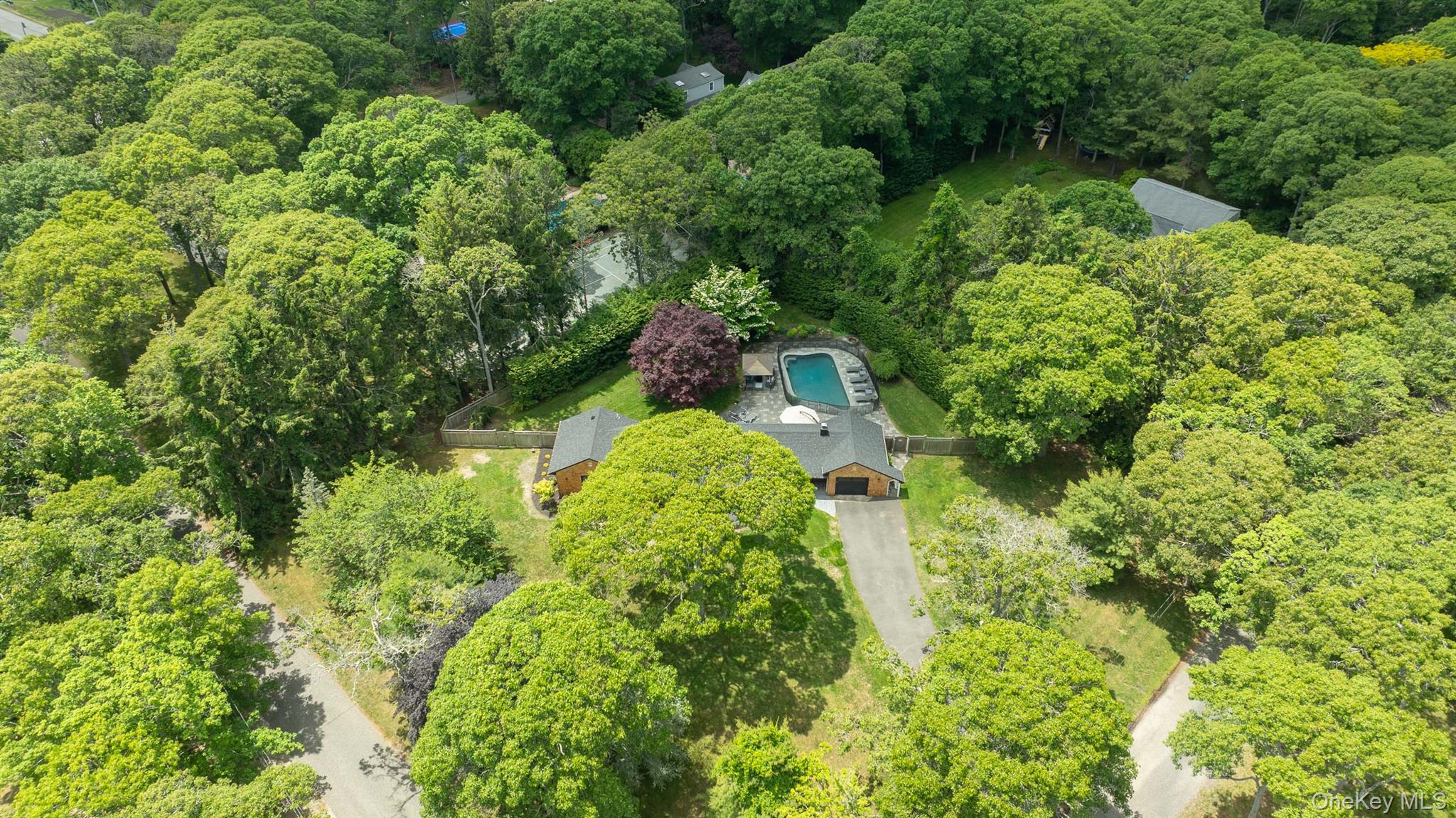 19 Groveland Avenue – For Sale photo 42