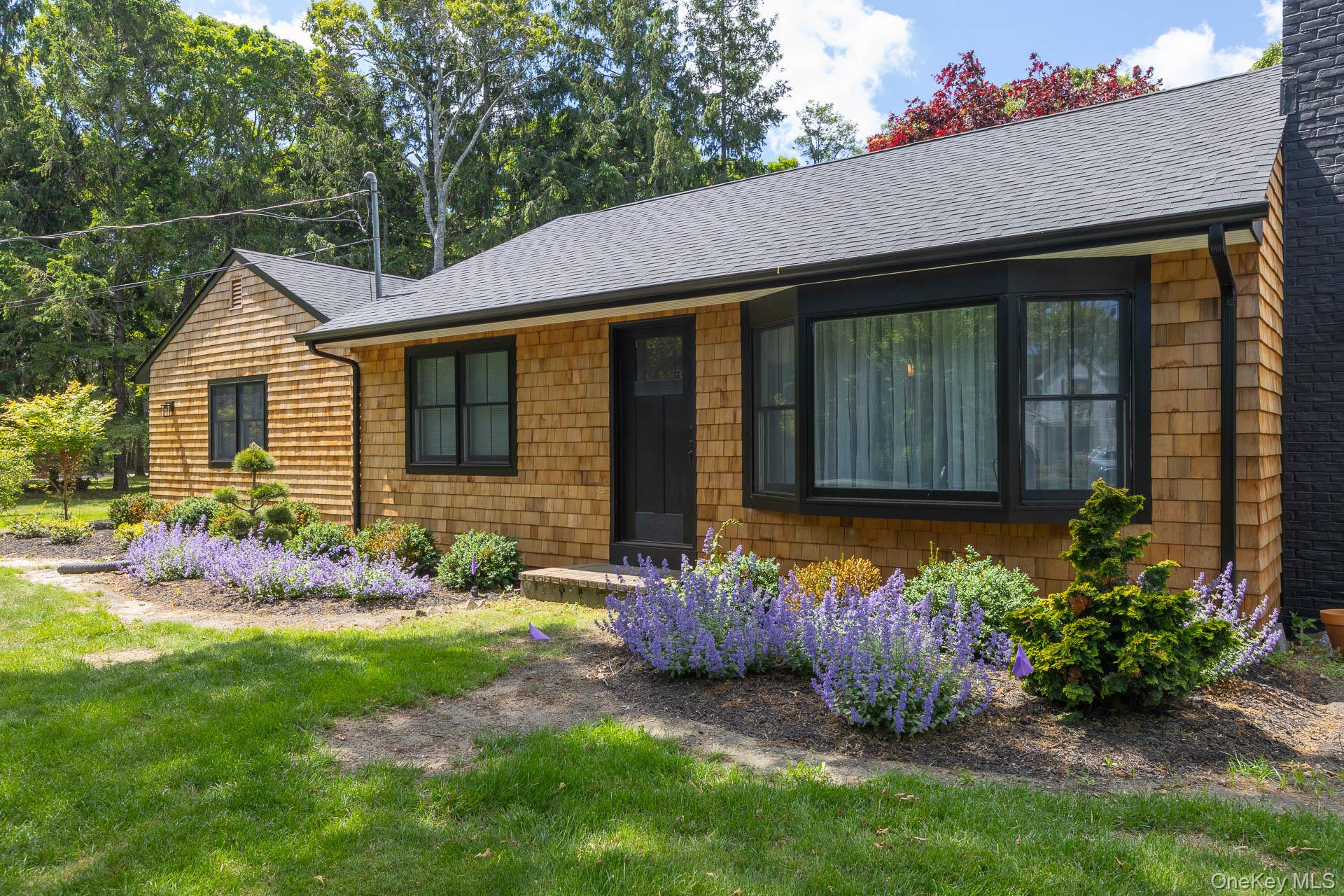 19 Groveland Avenue – For Sale photo 12