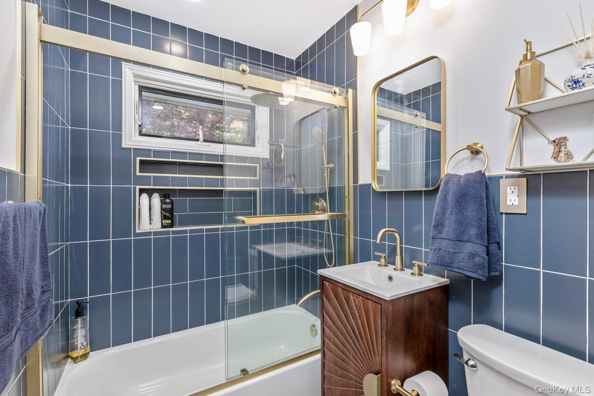 19 Groveland Avenue – For Sale photo 23