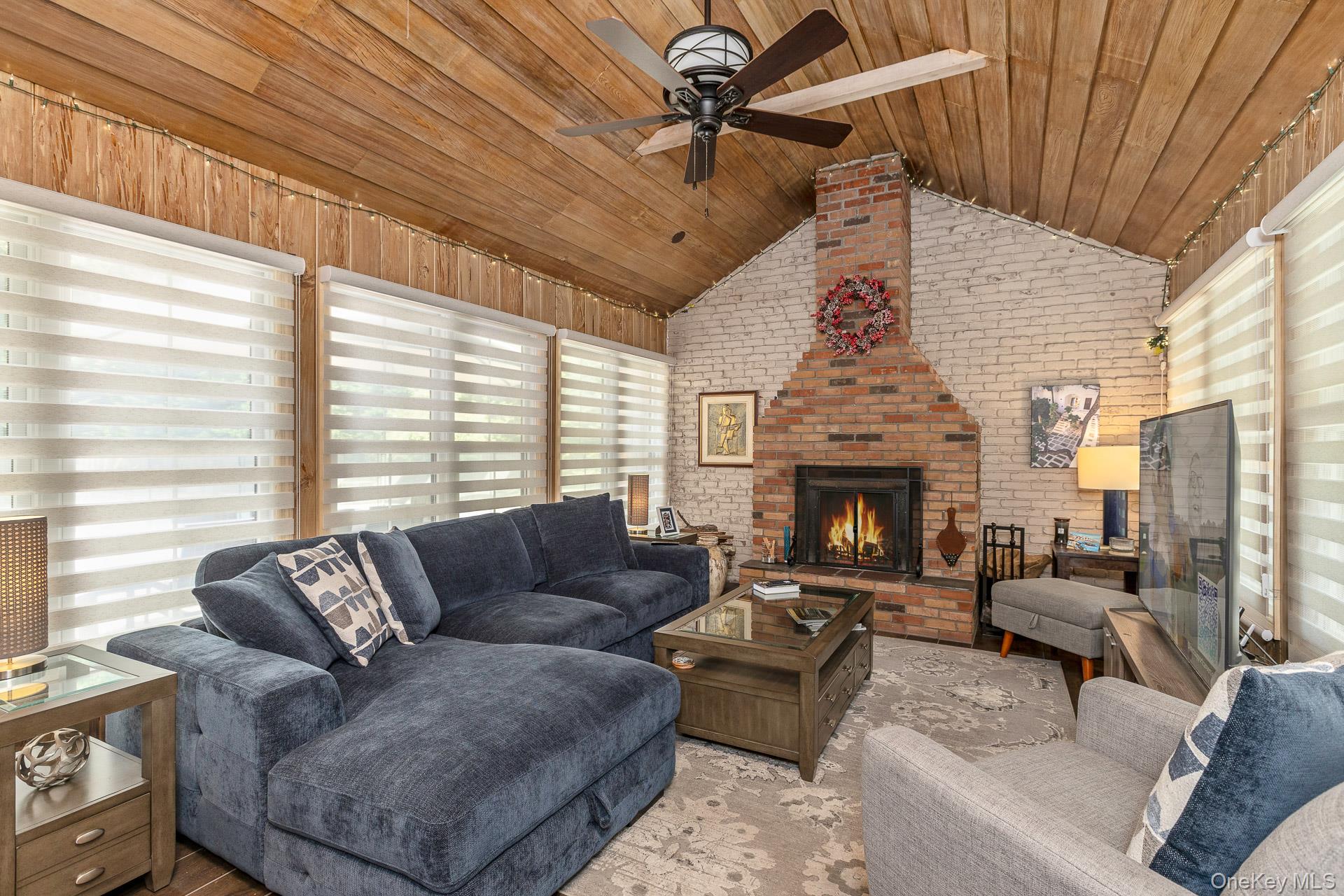 19 Groveland Avenue – For Sale photo 14