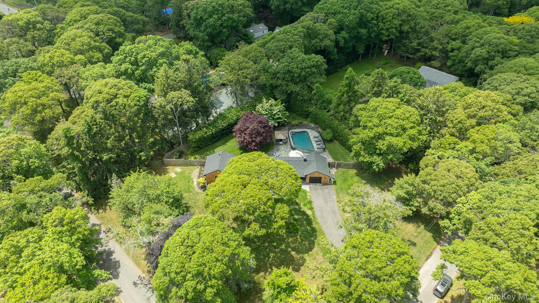 19 Groveland Avenue – For Sale photo 44