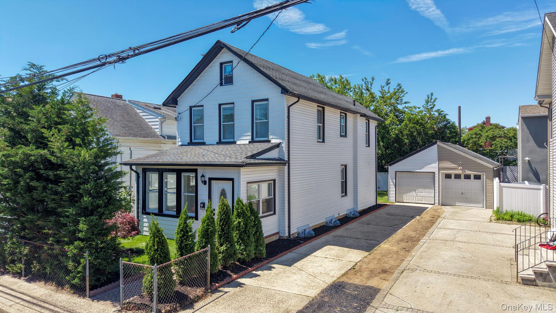 55 Hartwell Place – For Sale photo 3