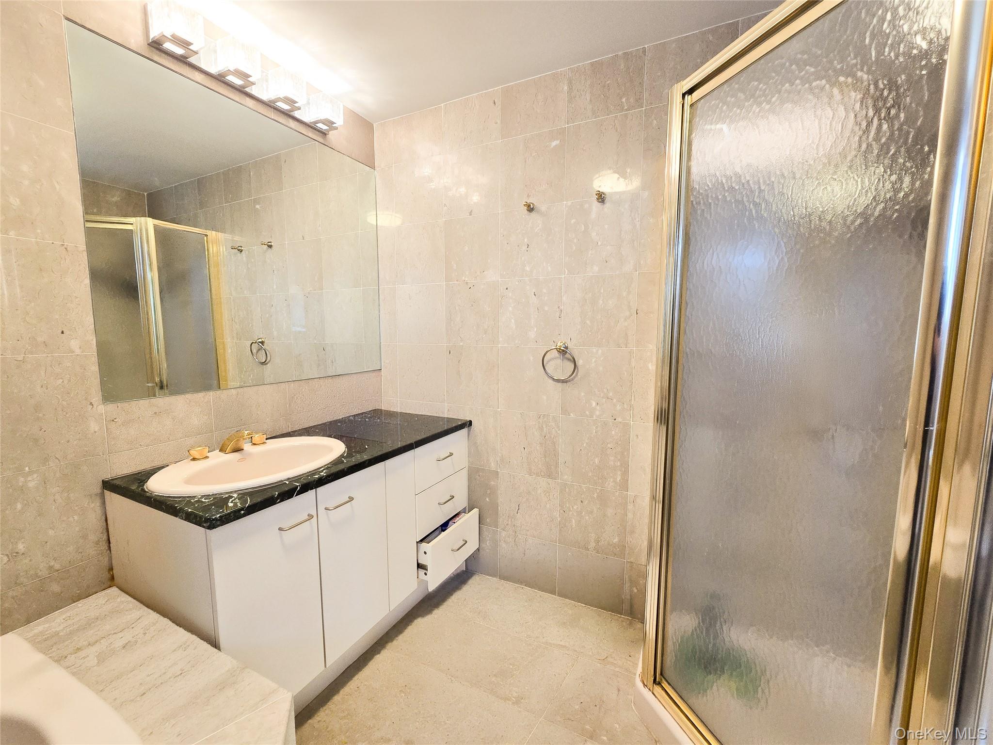 133-47 Sanford Avenue, Unit 11A photo 28