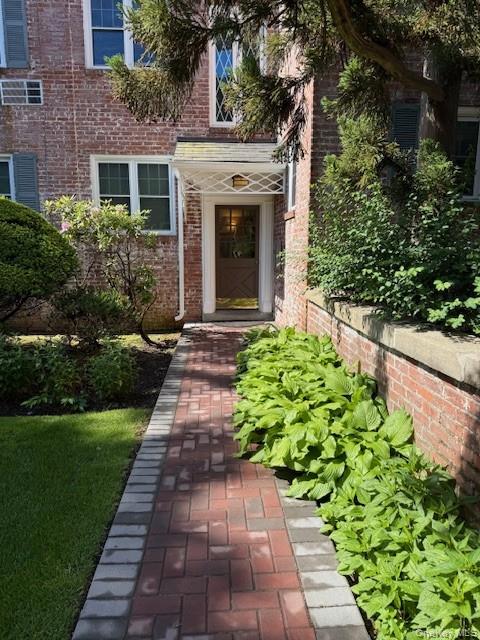 43 N Forest Avenue, Unit G3 photo 2