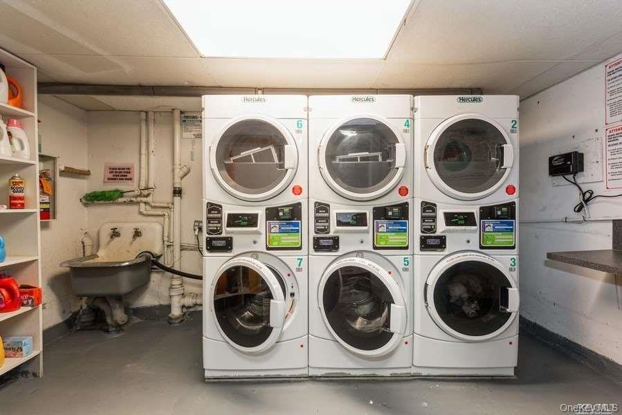 43 N Forest Avenue, Unit G3 photo 12