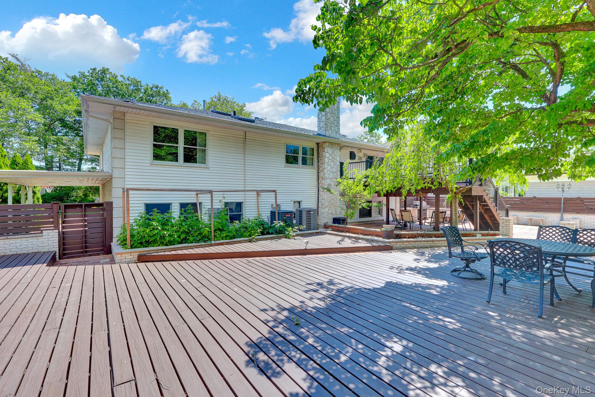 33 Country Village Lane – For Sale photo 31