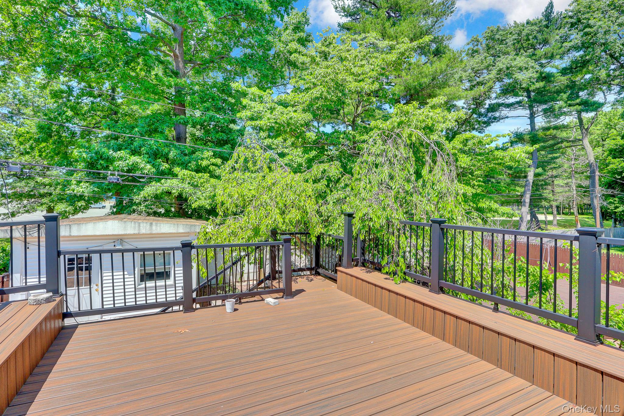 33 Country Village Lane – For Sale photo 29