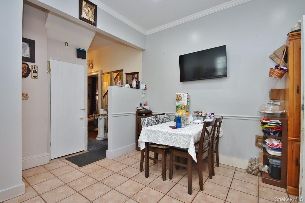 219 Spring Street – For Sale photo 3