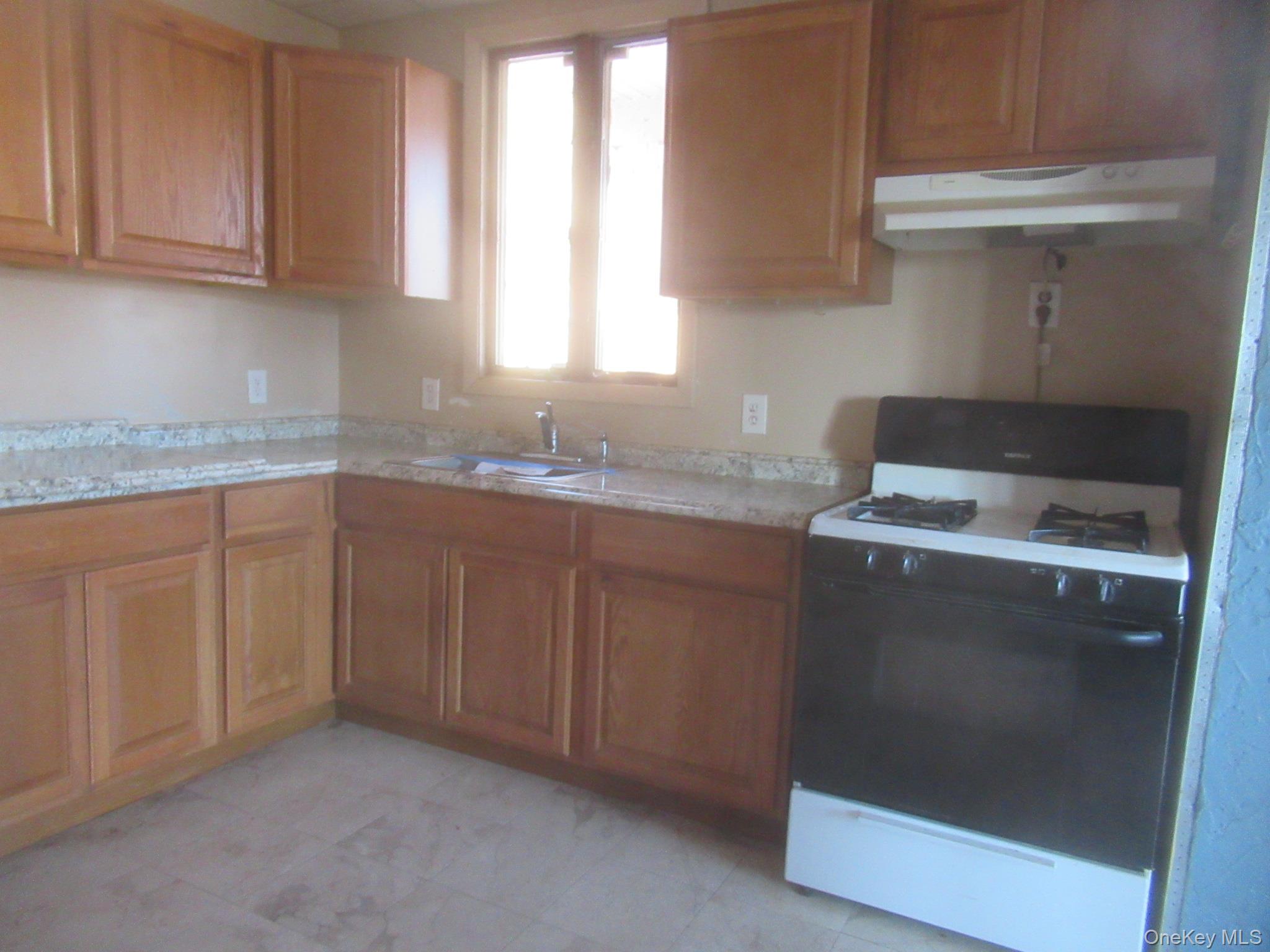 70 Deer Trail N – For Sale photo 13