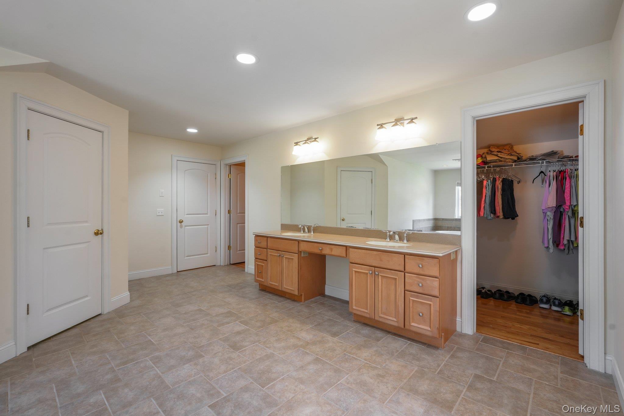 110 Winding Brook Court – For Sale photo 43