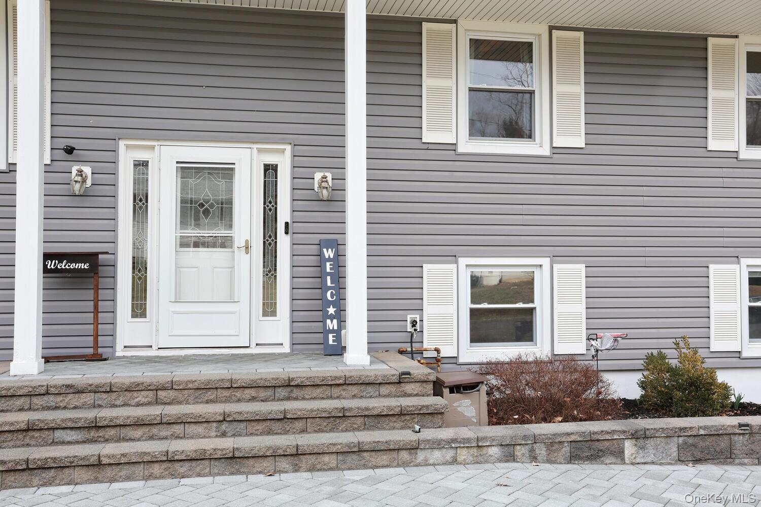 6 Hemlock Lane – For Sale photo 2
