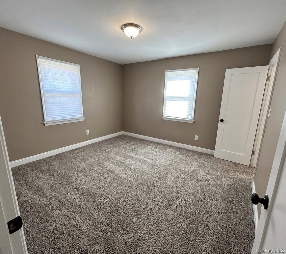 176-65 132nd Avenue – For Rent photo 16