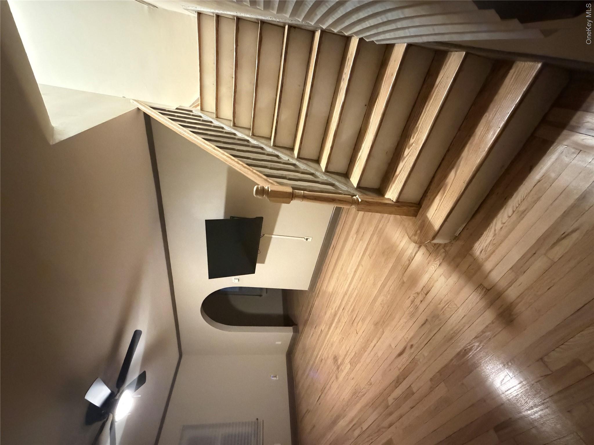 176-65 132nd Avenue – For Rent photo 5