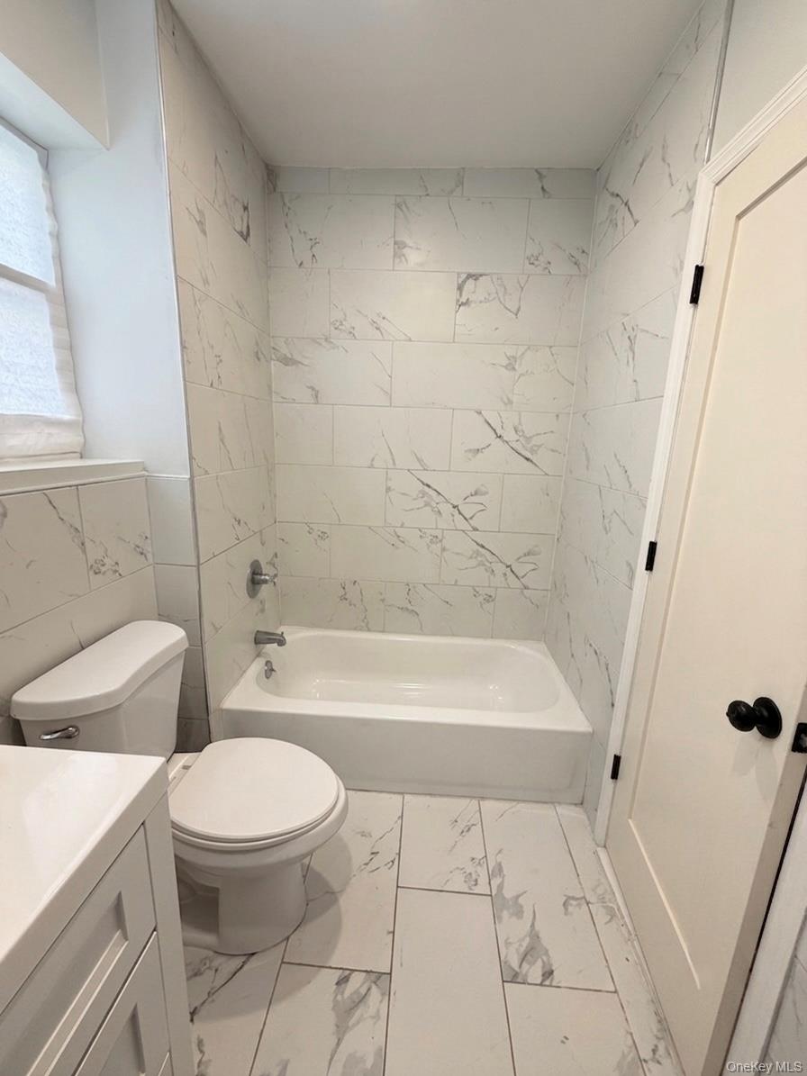 176-65 132nd Avenue – For Rent photo 17