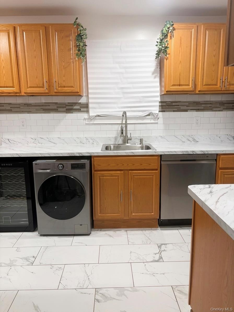 176-65 132nd Avenue – For Rent photo 8