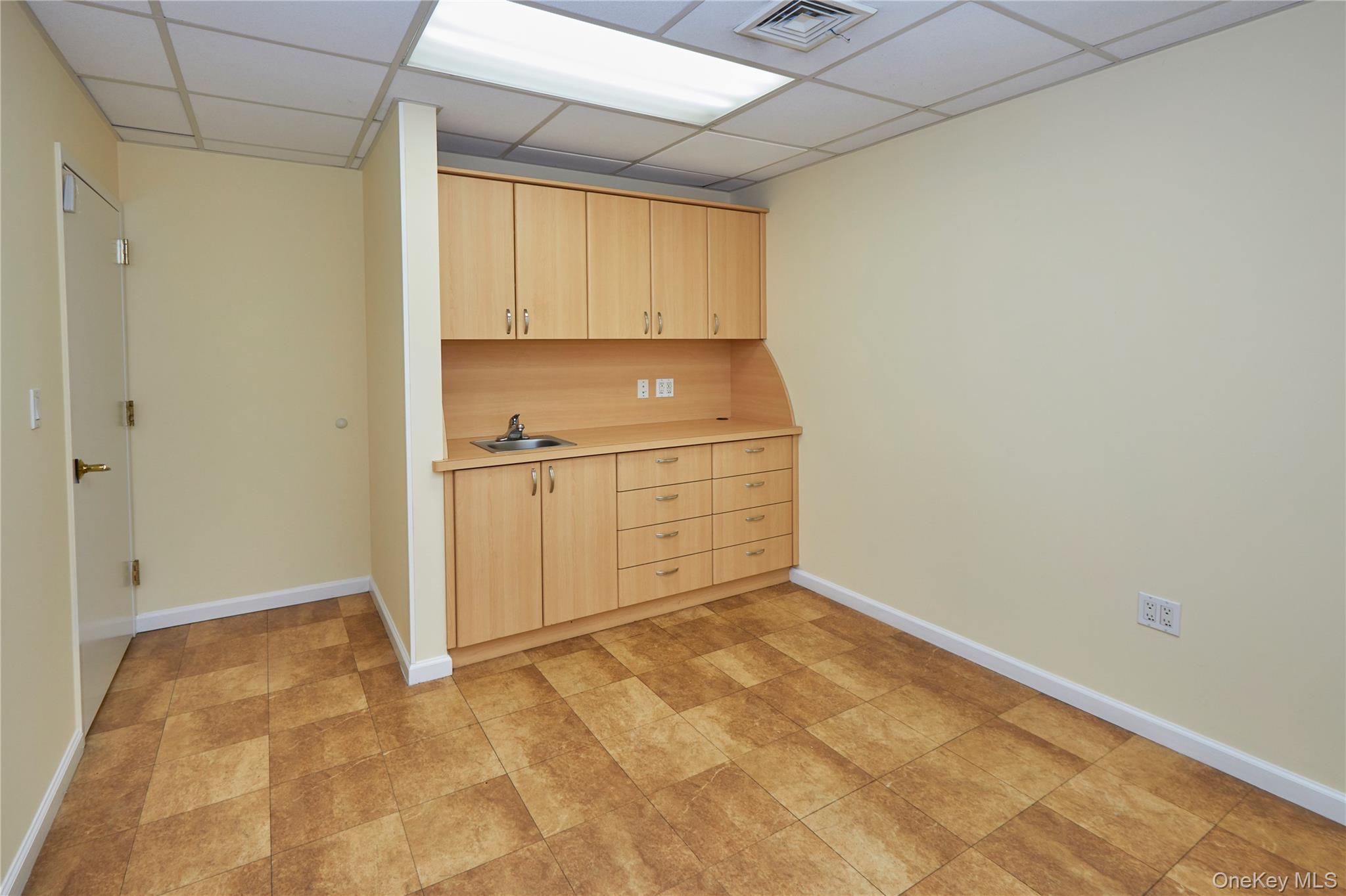 3533 Riverdale Avenue, Unit 1 photo 5