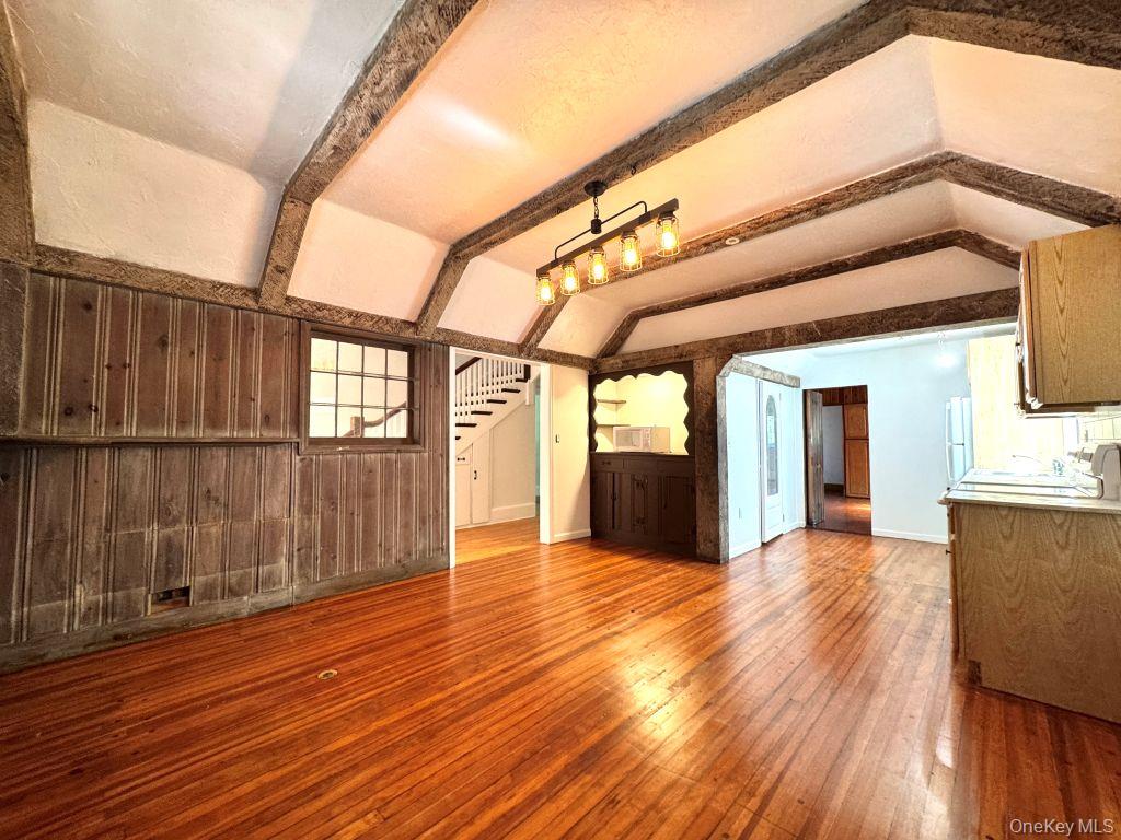 560 Taxter Road – For Rent photo 3