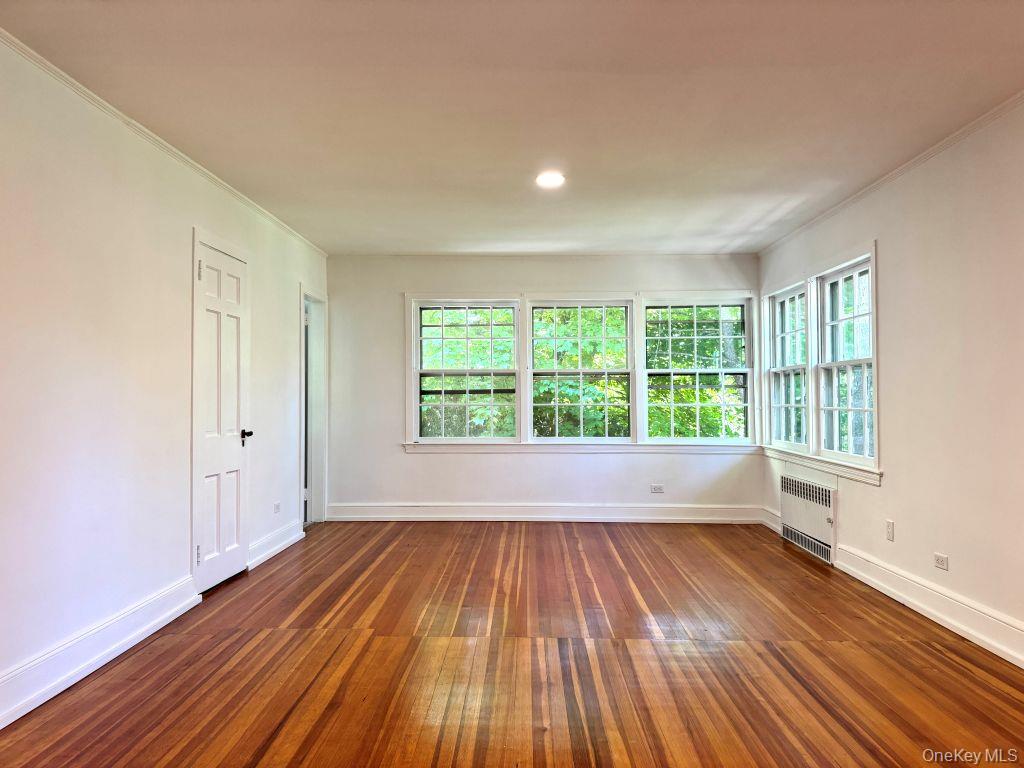 560 Taxter Road – For Rent photo 20
