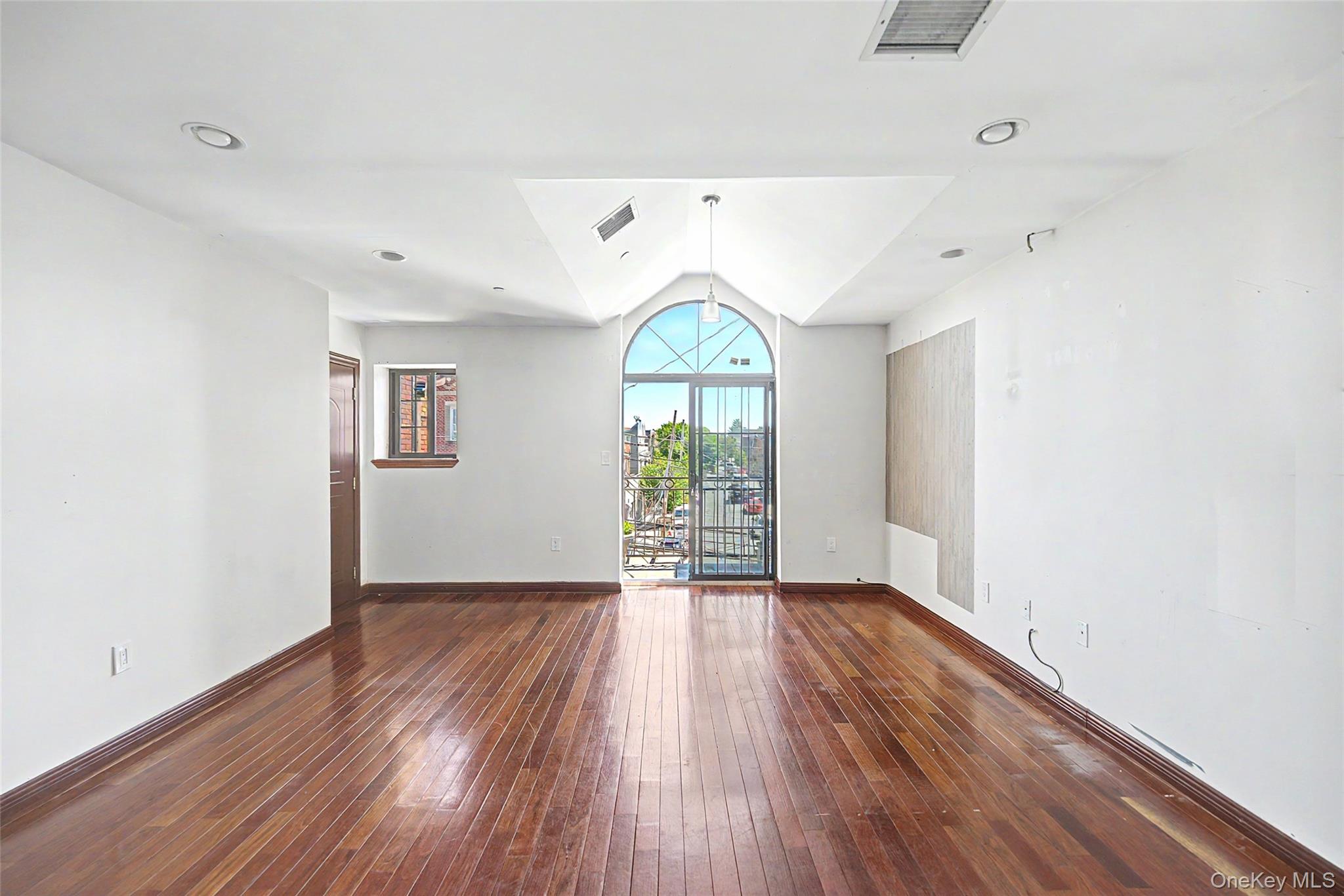 52-08 103rd Street – For Sale photo 20