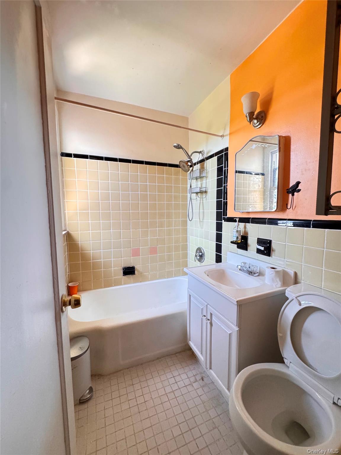 8 Wainwright Avenue, Unit 2A photo 4