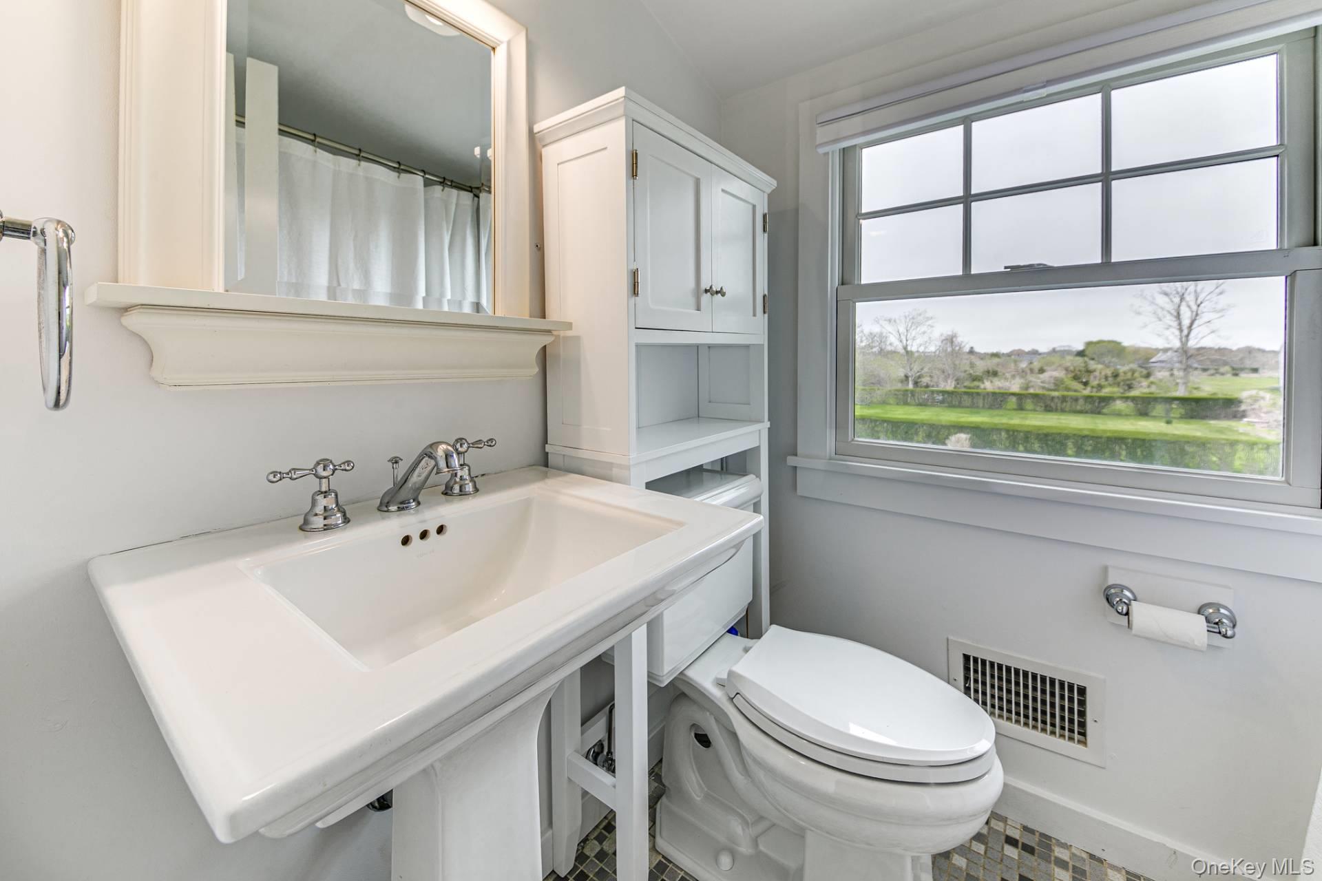 50 Sayres Path – For Rent photo 18