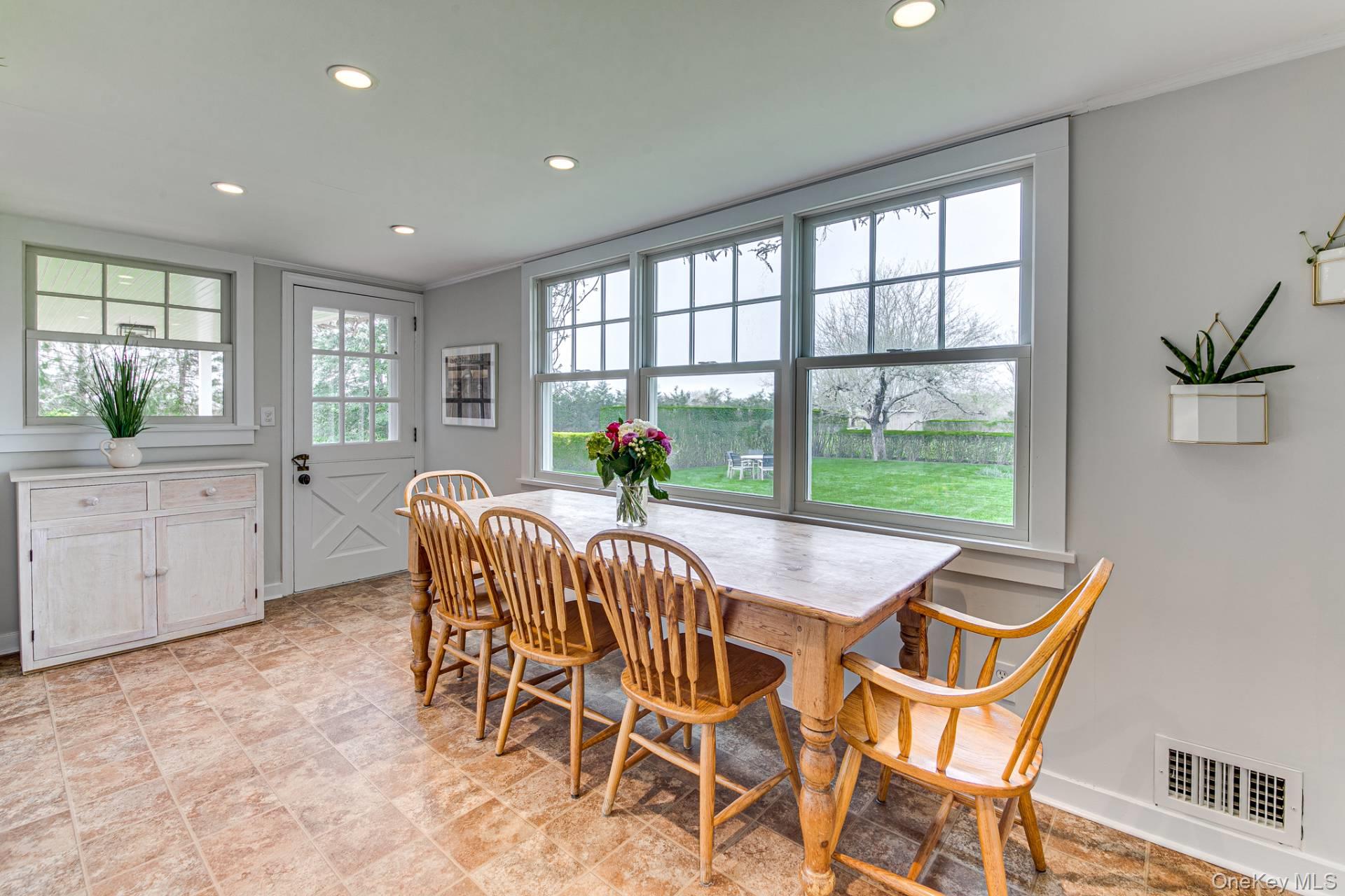 50 Sayres Path – For Rent photo 5