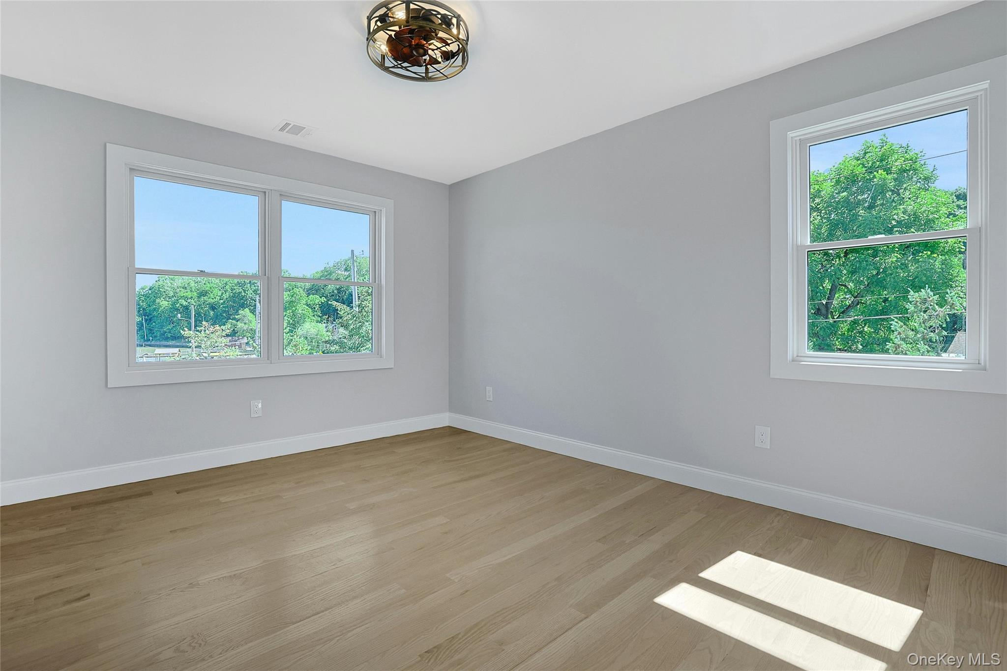 74 Beach Road – For Sale photo 36
