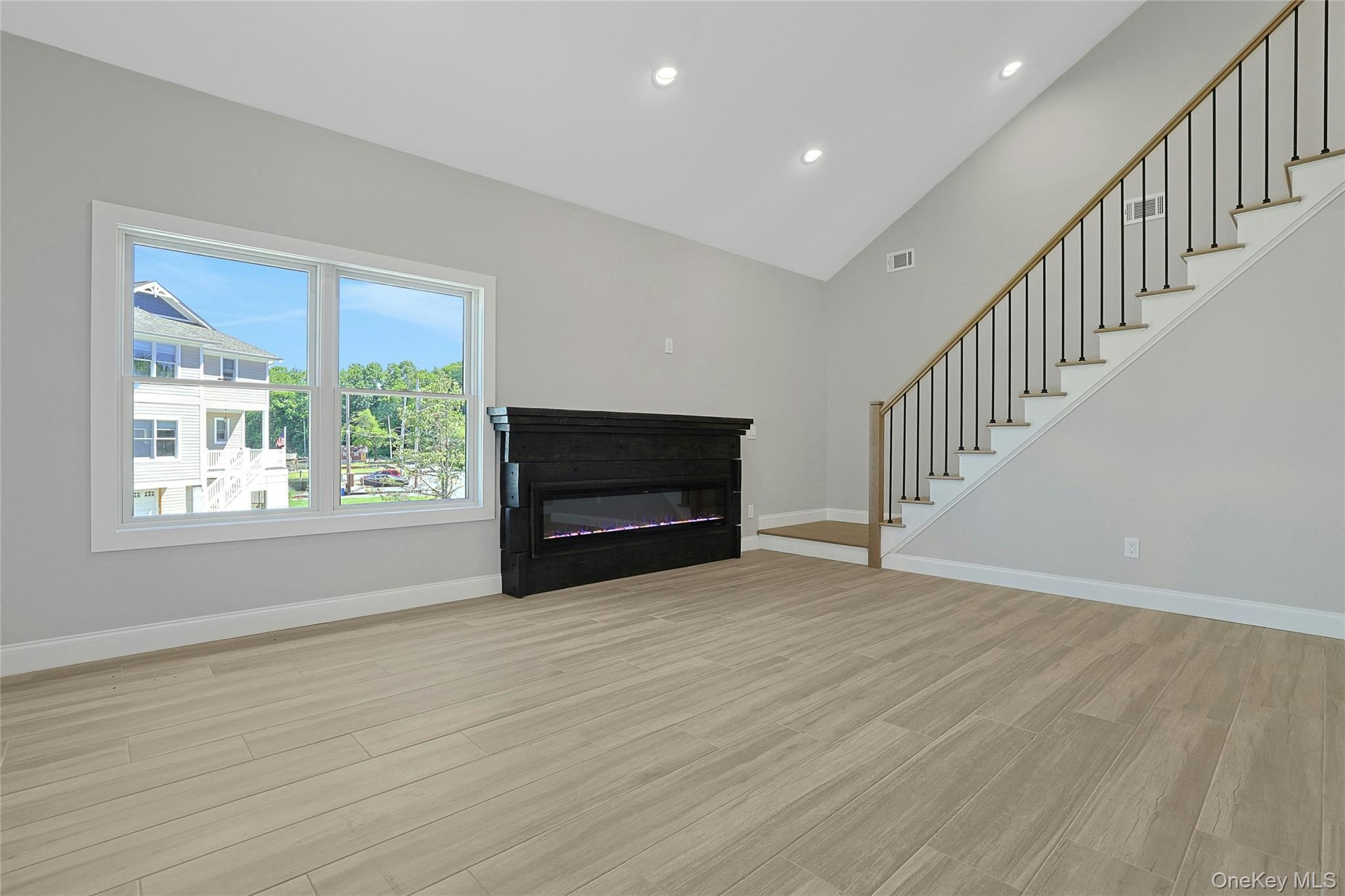 74 Beach Road – For Sale photo 23