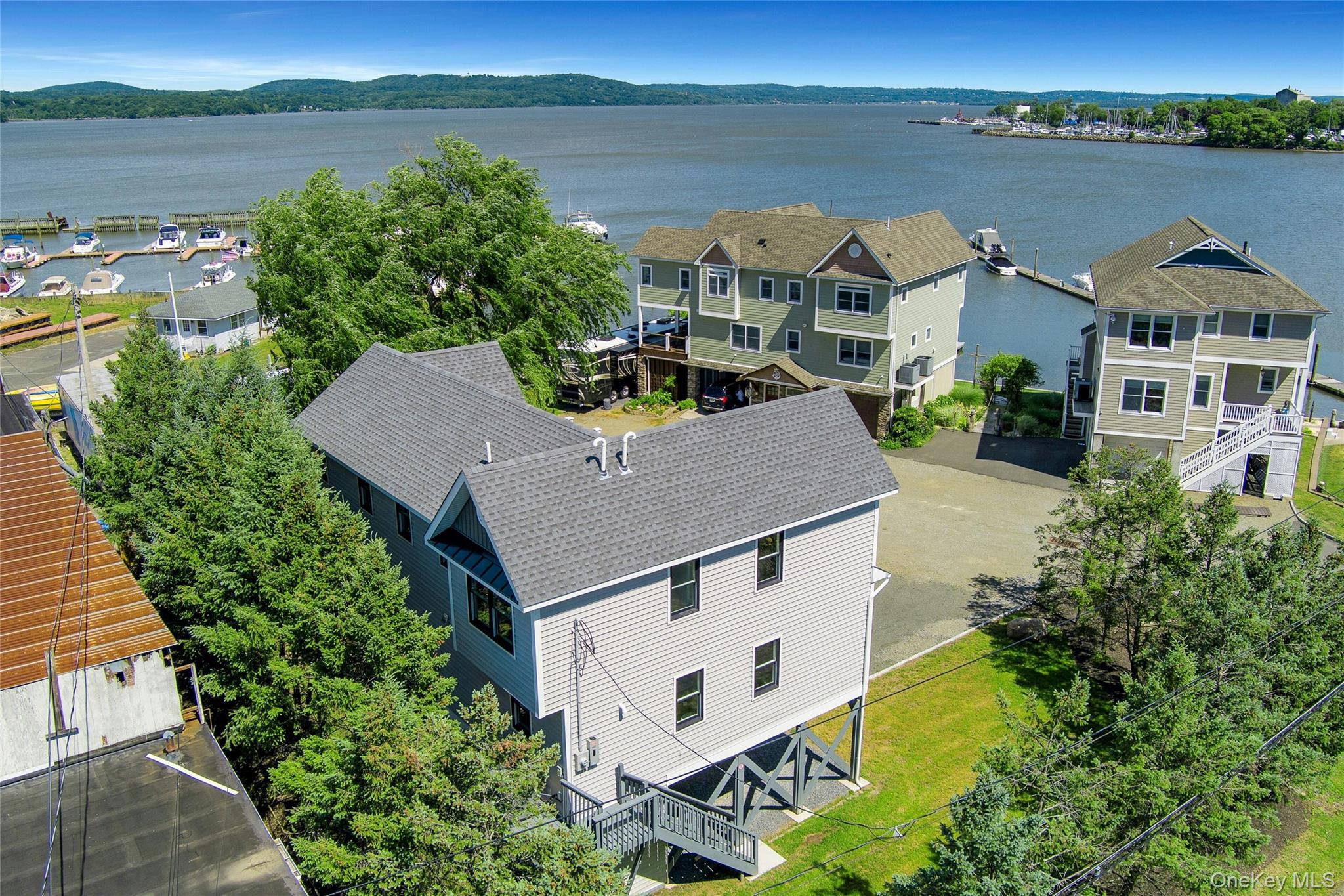 74 Beach Road – For Sale photo 2