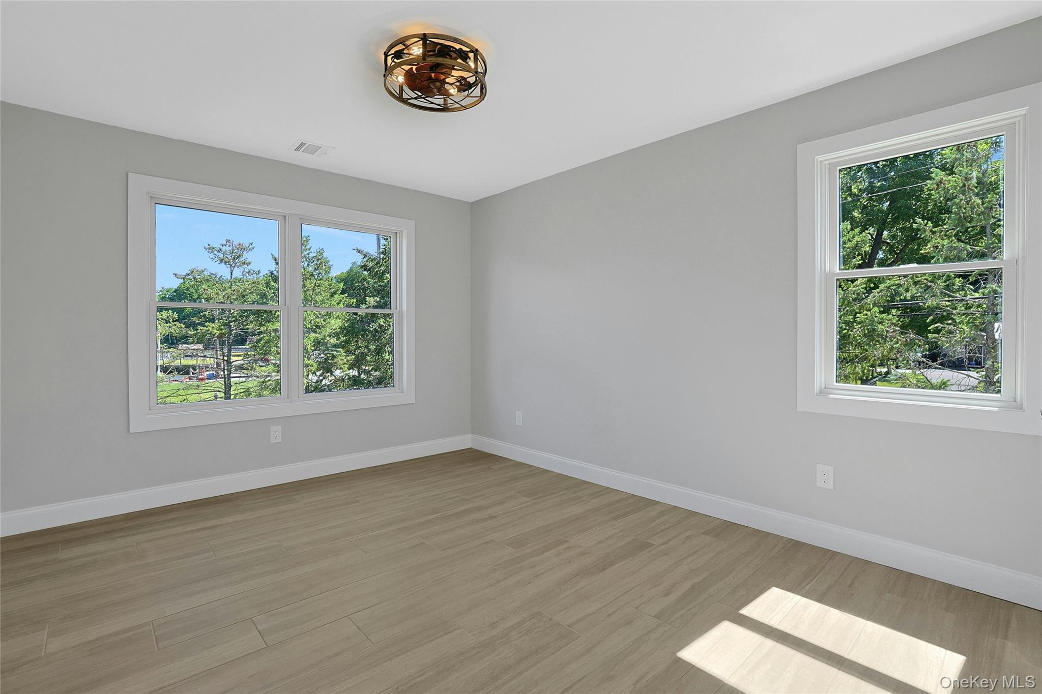 74 Beach Road – For Sale photo 38