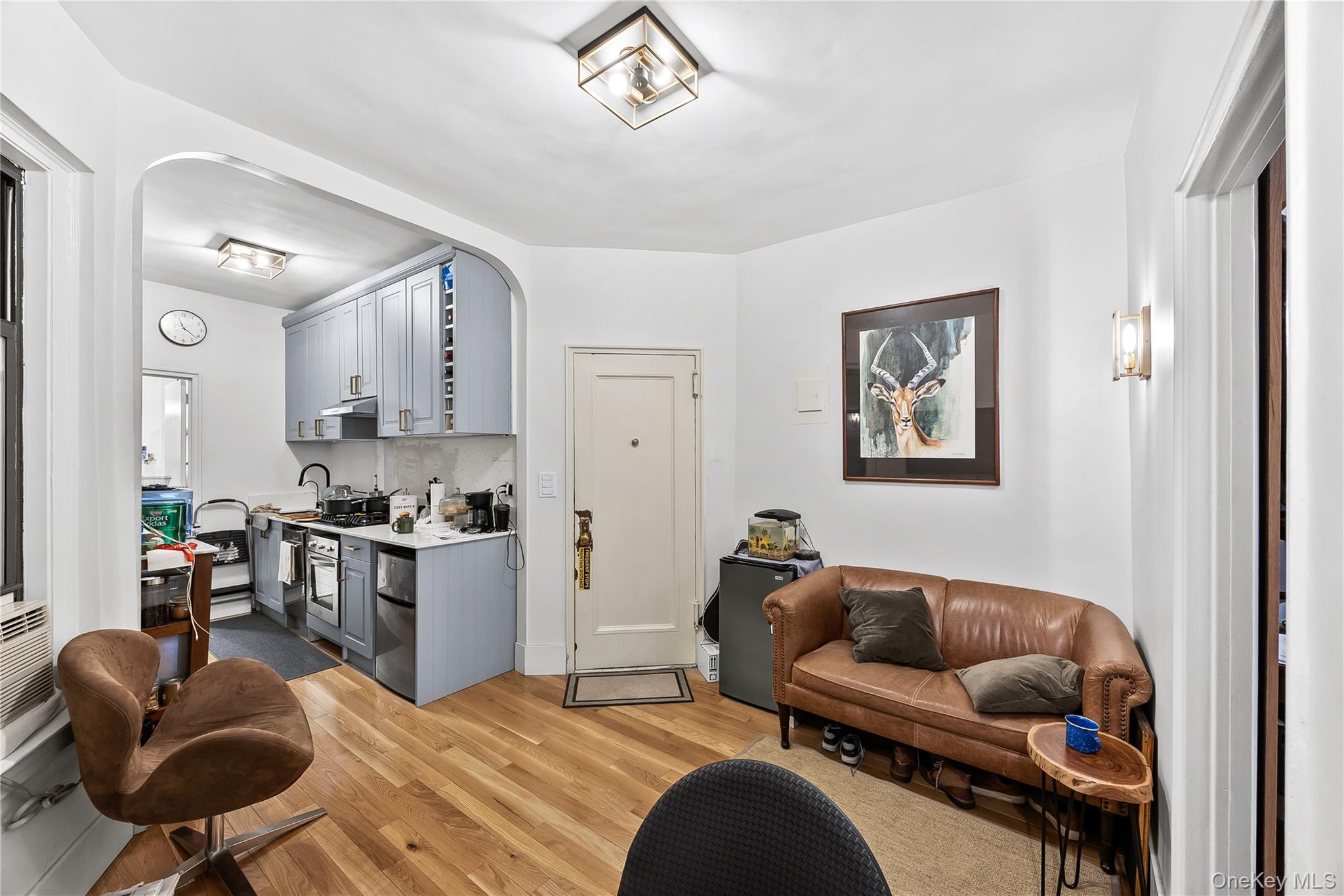 228 W 17th Street, Unit 2A photo 3