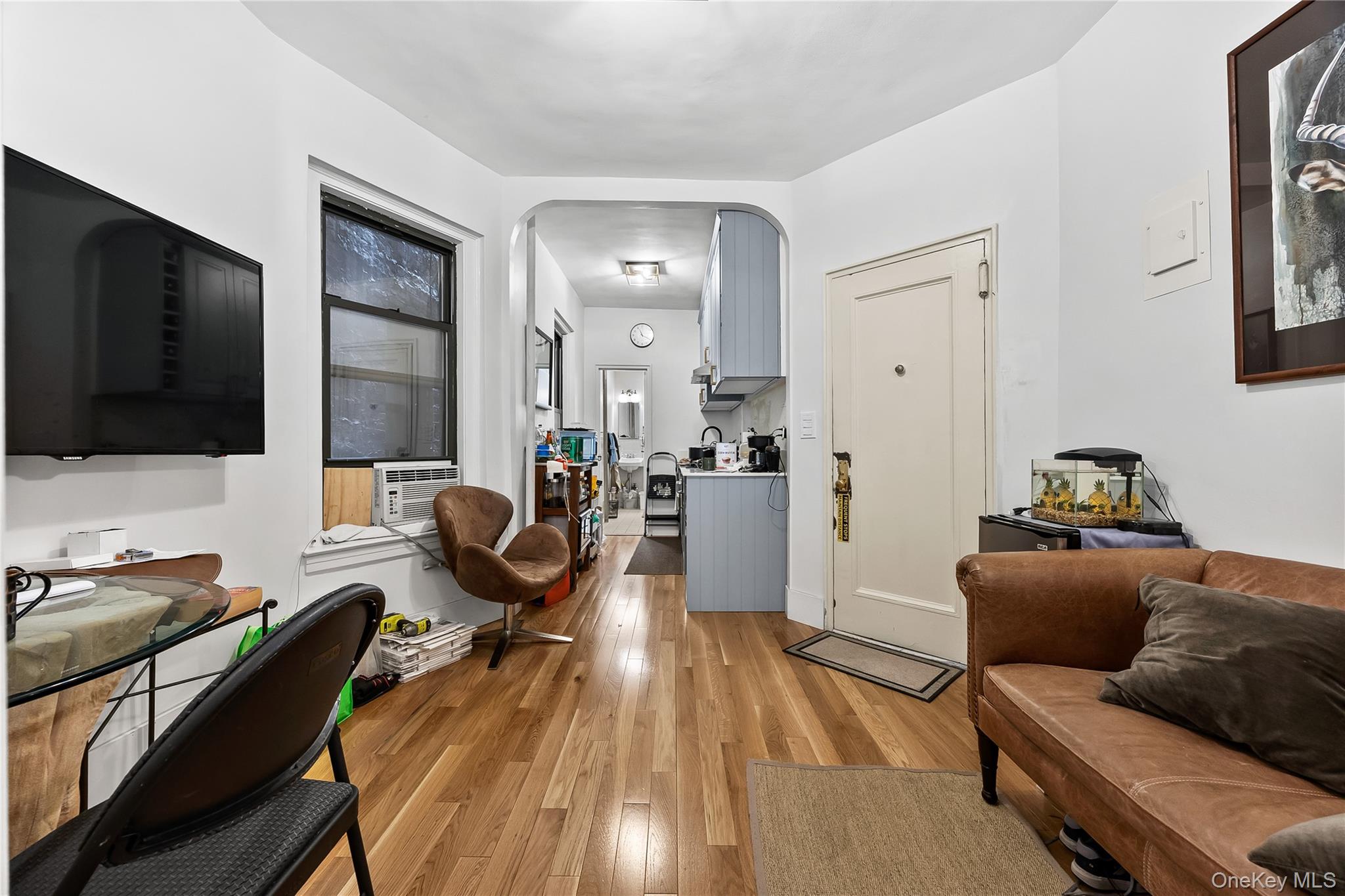 228 W 17th Street, Unit 2A photo 2