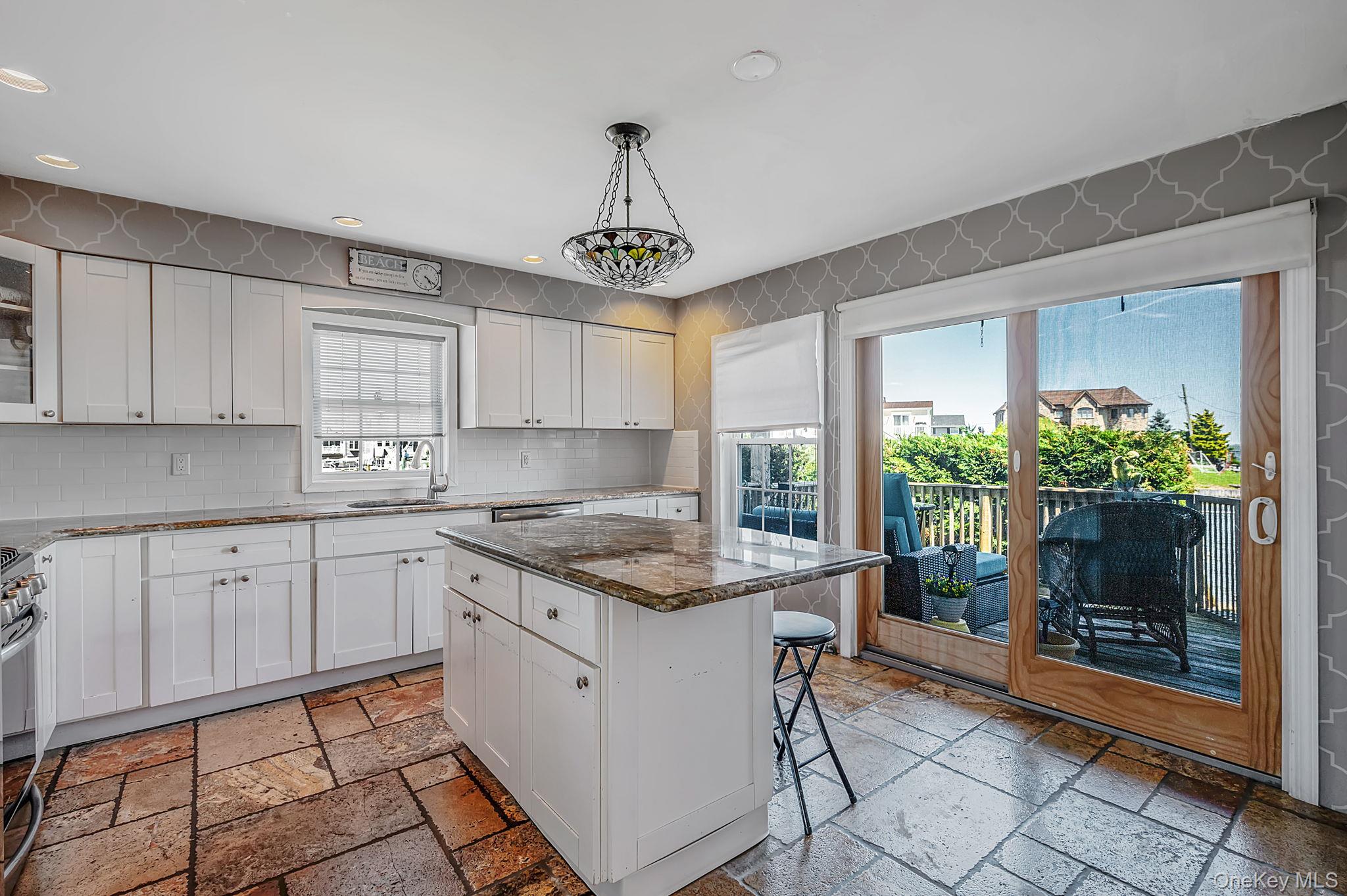7 Forest Avenue – For Sale photo 15