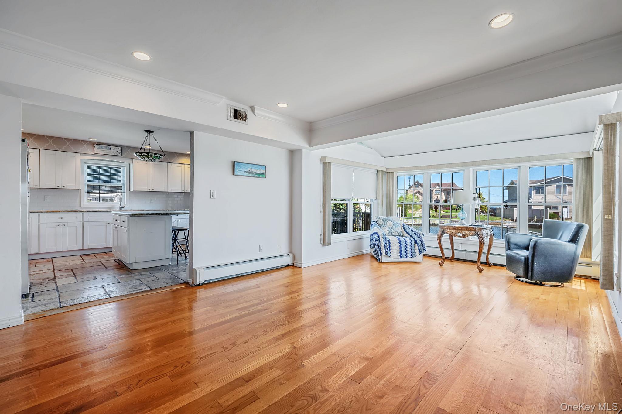 7 Forest Avenue – For Sale photo 12