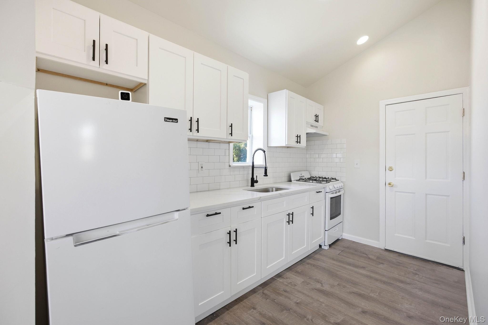 1127 Calhoun Avenue – For Sale photo 16